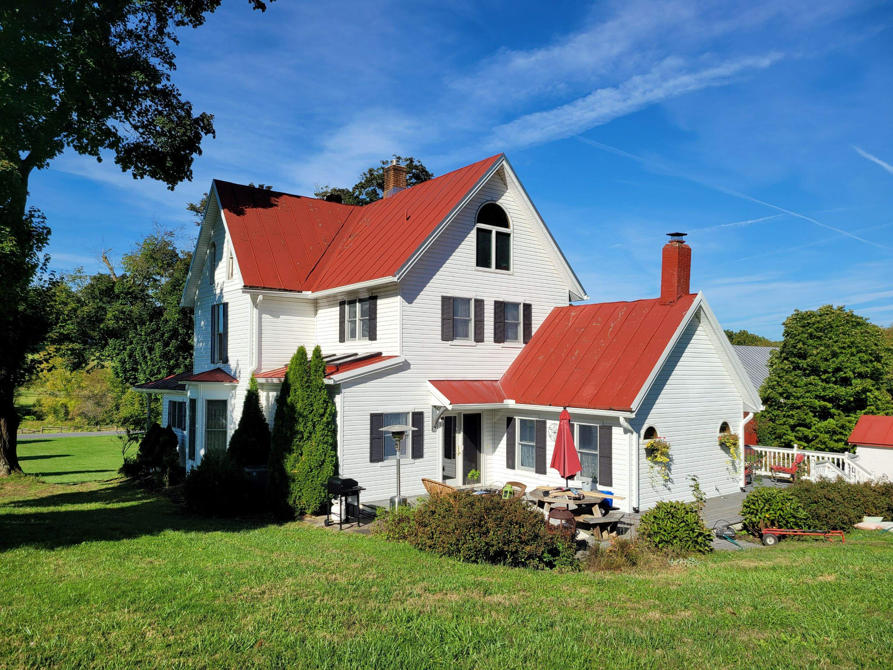 Siding Replacement by Roof Right Inc