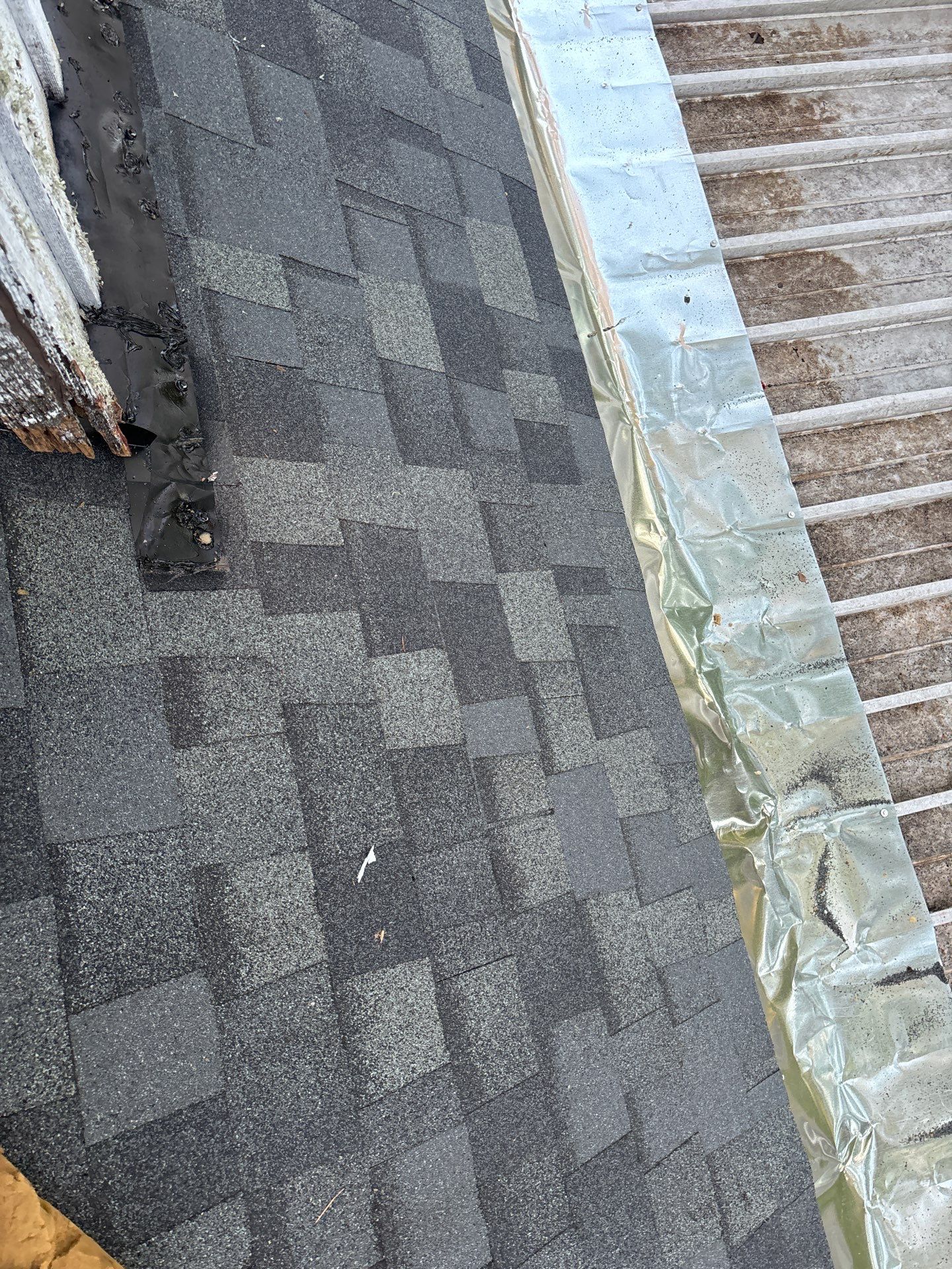 Residential Roofing Installation using Owen's Corning Duration (Lifetime) Shingles by Roof Repair Company