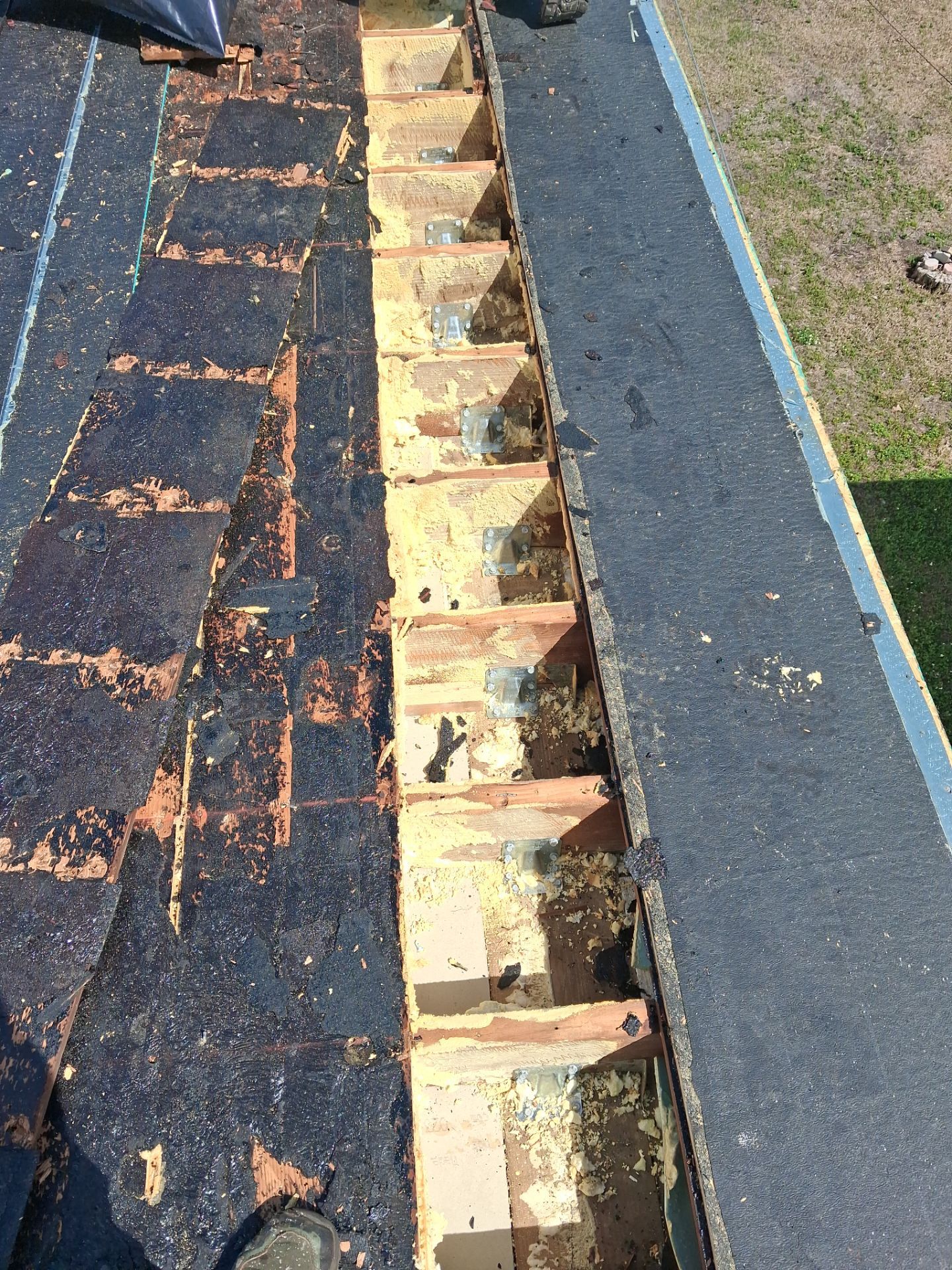 Project in South Pasadena 33707 by Mitchell Roofing Company LLC 