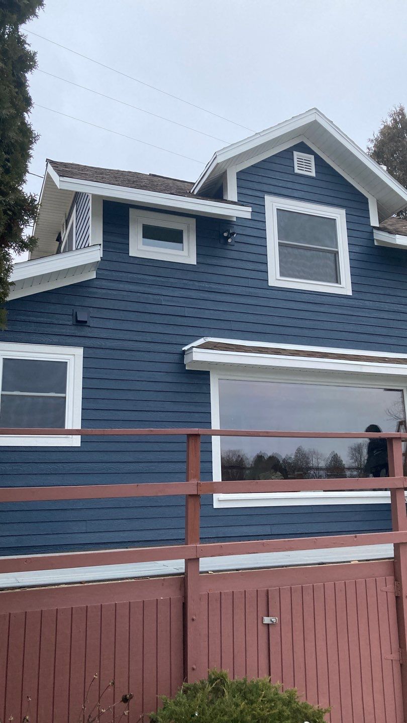 Siding and Window Replacement in Plymouth, WI by Gellings Roofing and Siding LLC
