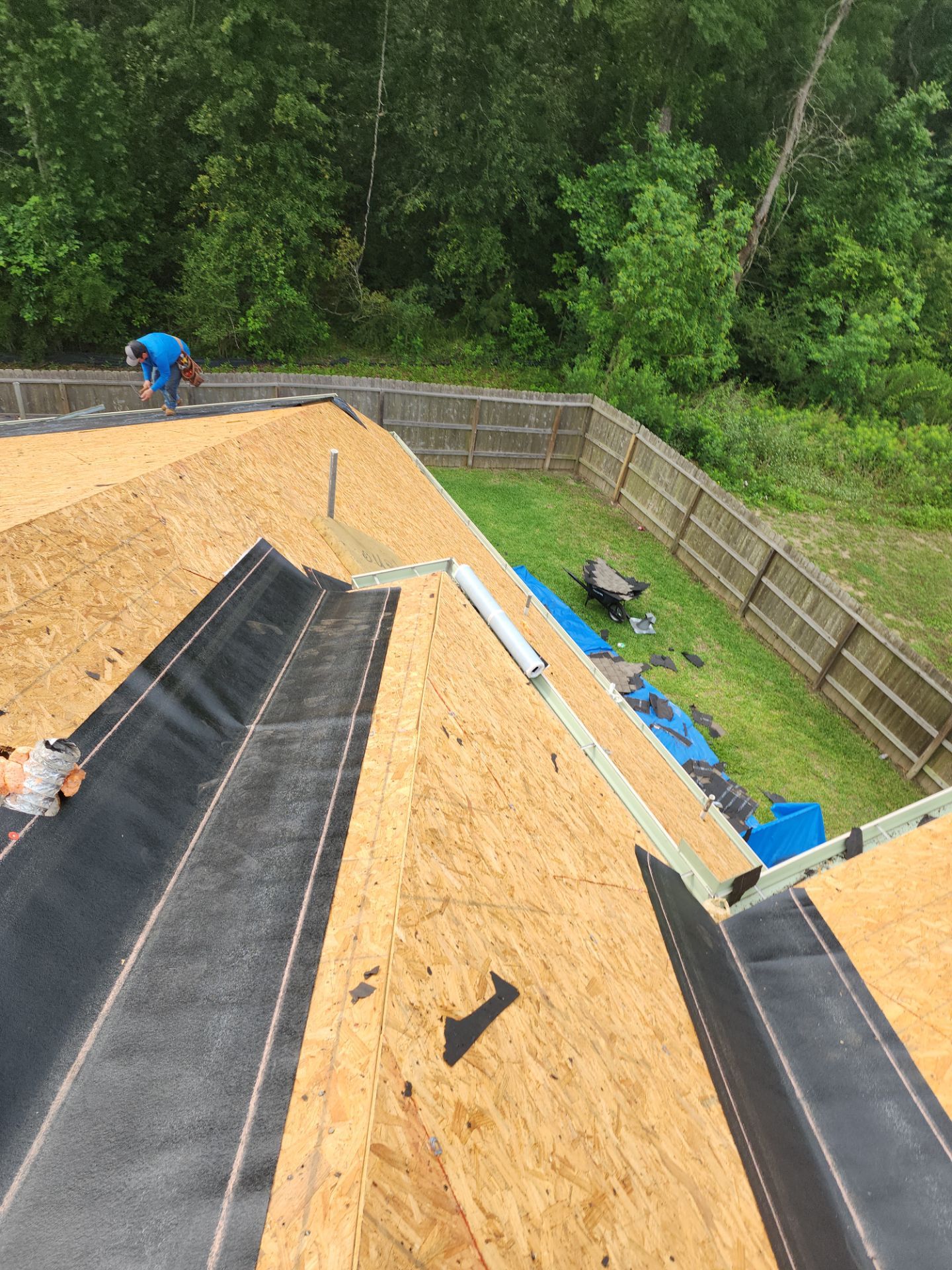 Residential Roofing Installation using Owen's Corning Duration (Lifetime) Shingles by Roof Repair Company