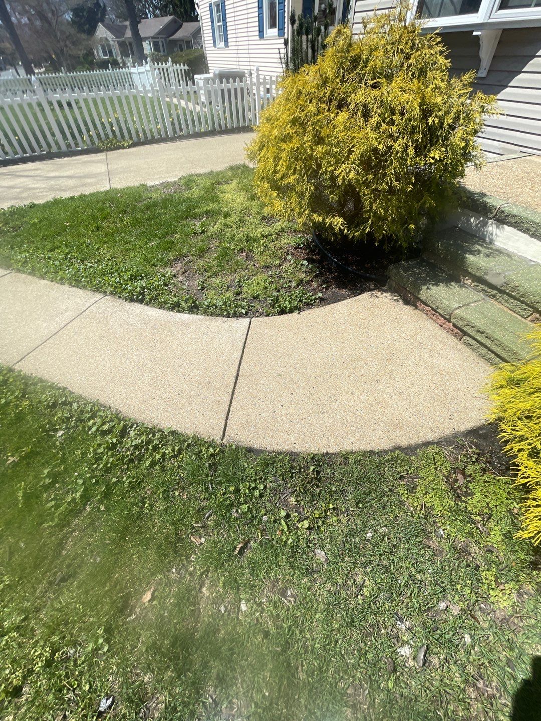 Concrete Cleaning, House Wash & Deck Cleaning by SJ Exterior