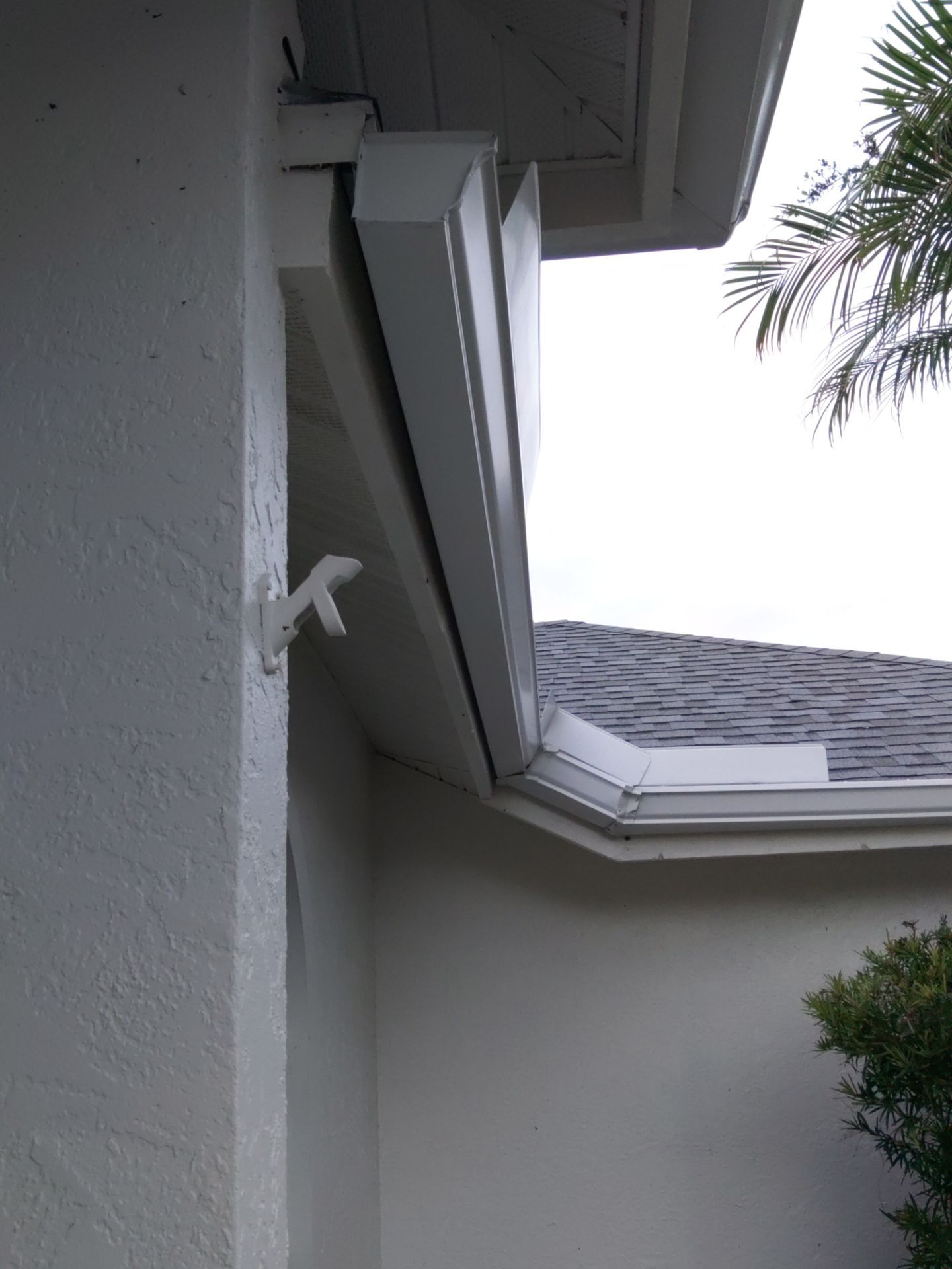 Gutter Guard System for a Leaf-Free Home in Sarasota FL by Gutter Professors