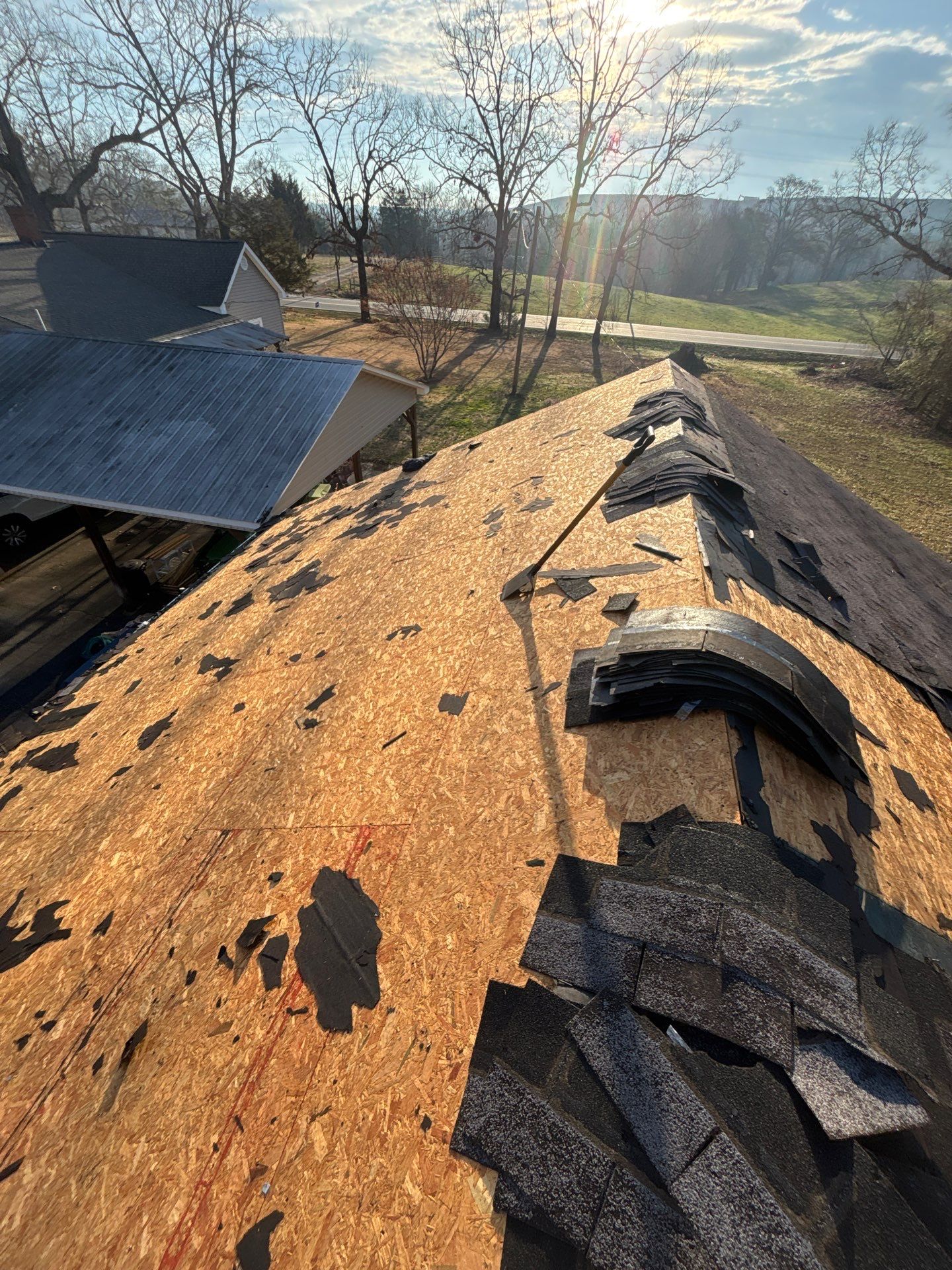 Landmark Asphalt Shingle Roof Replacement and Decking Repair in Belton by Roofers LLC