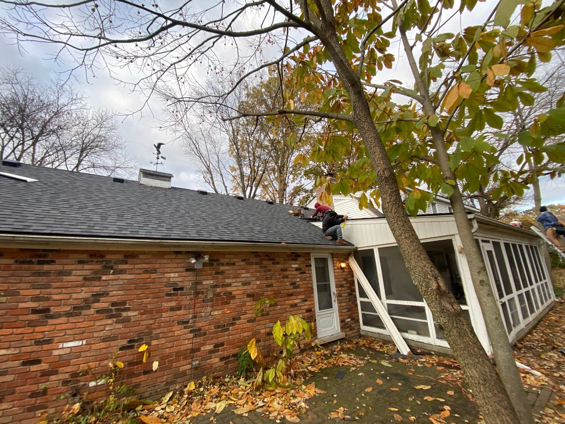Roof Replacement using CertainTeed Landmark by 180 Contractors