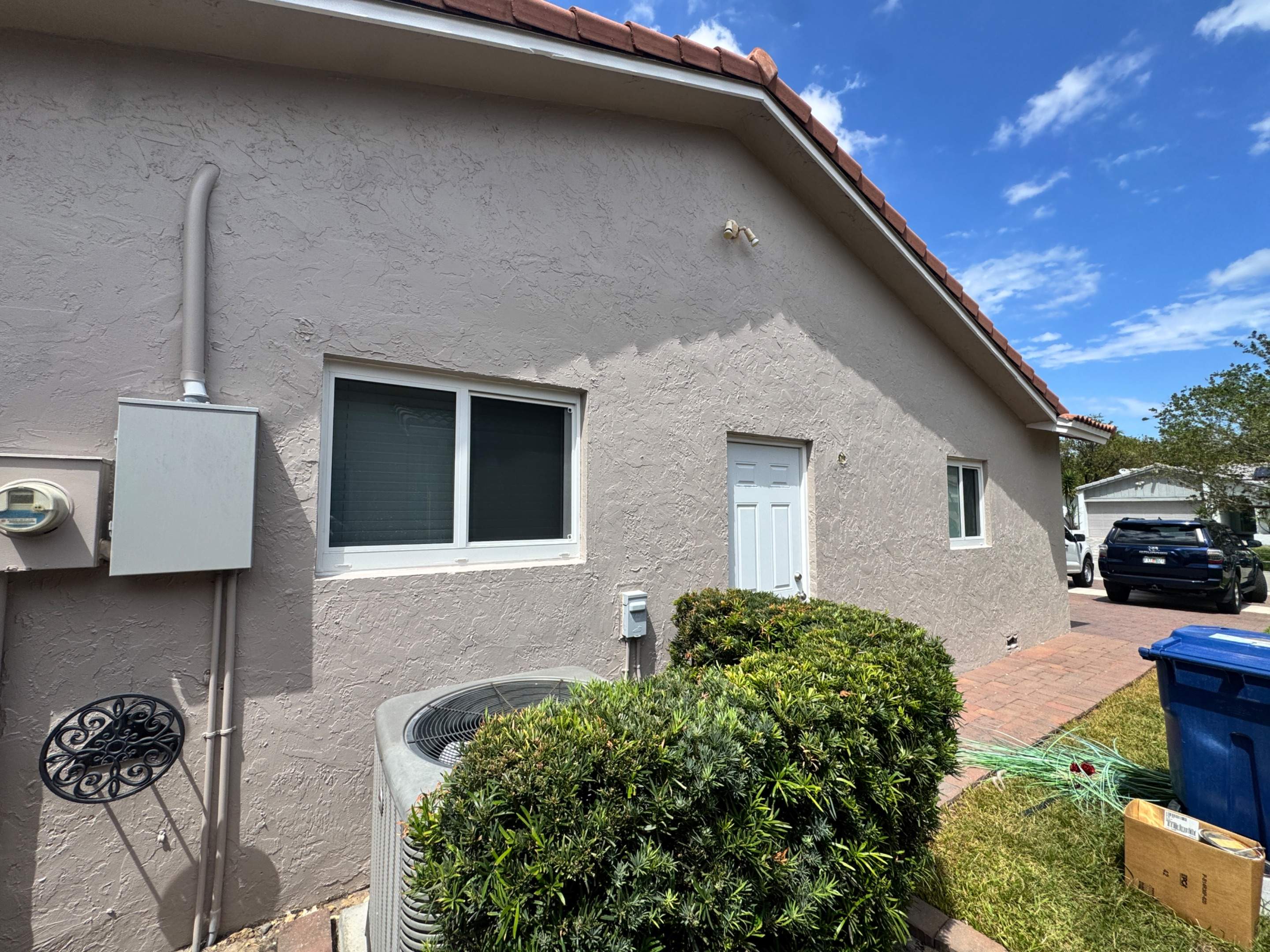 Exterior Painting Coral Springs 33065 by BKB Pressure Cleaning LLC