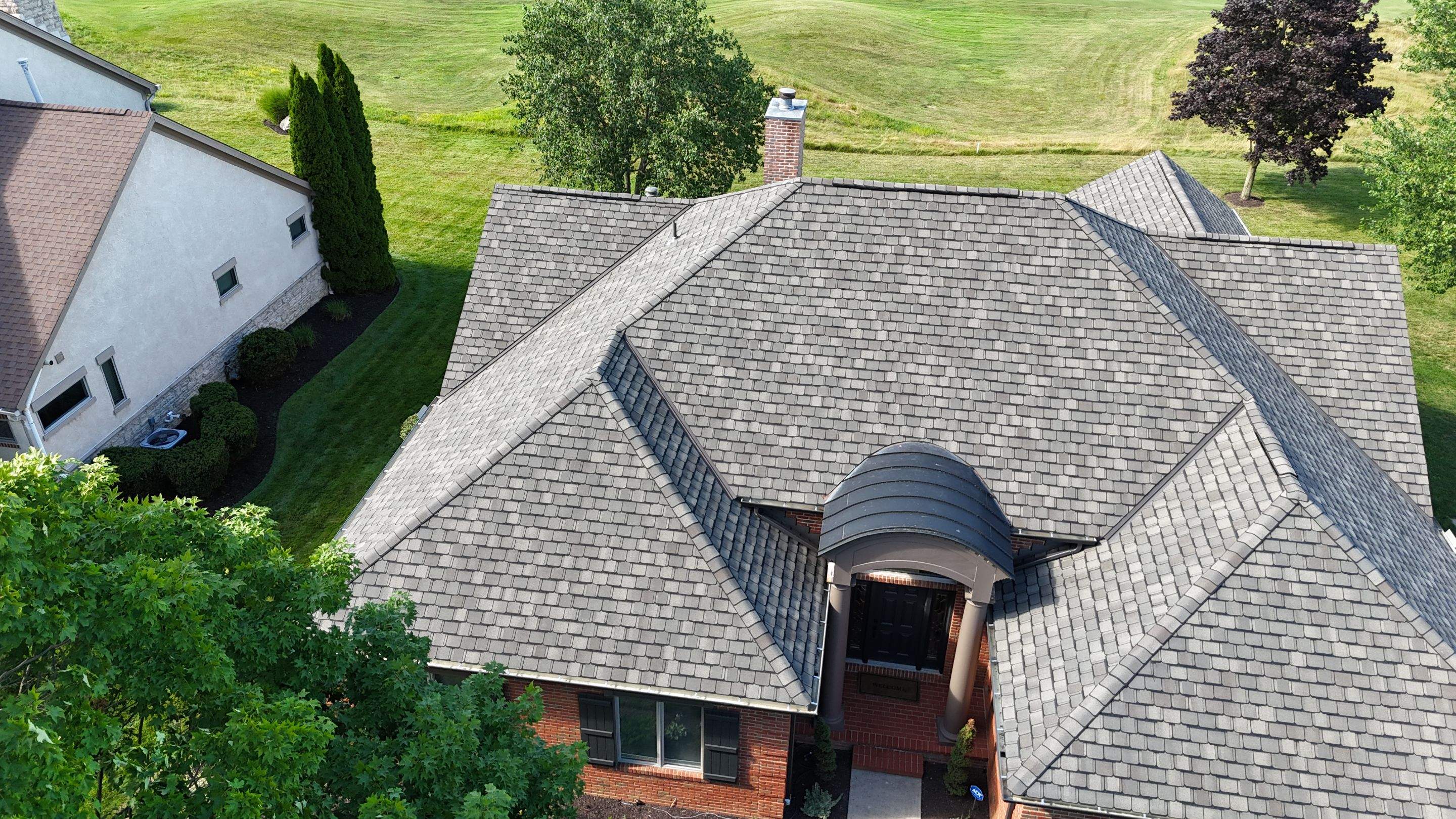 Certainteed Grand Manor Weathered Wood by Assured Restoration
