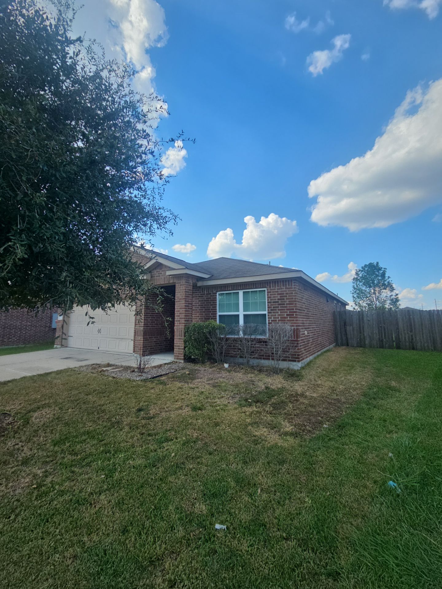Hail Damage using Owen's Corning Duration (Lifetime) Shingles by Roof Repair Company