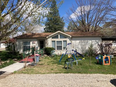 Yes we do Homedale and Yes we fix even the most challenging roofs.