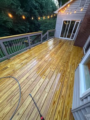 Wood Deck using Wood Sealant