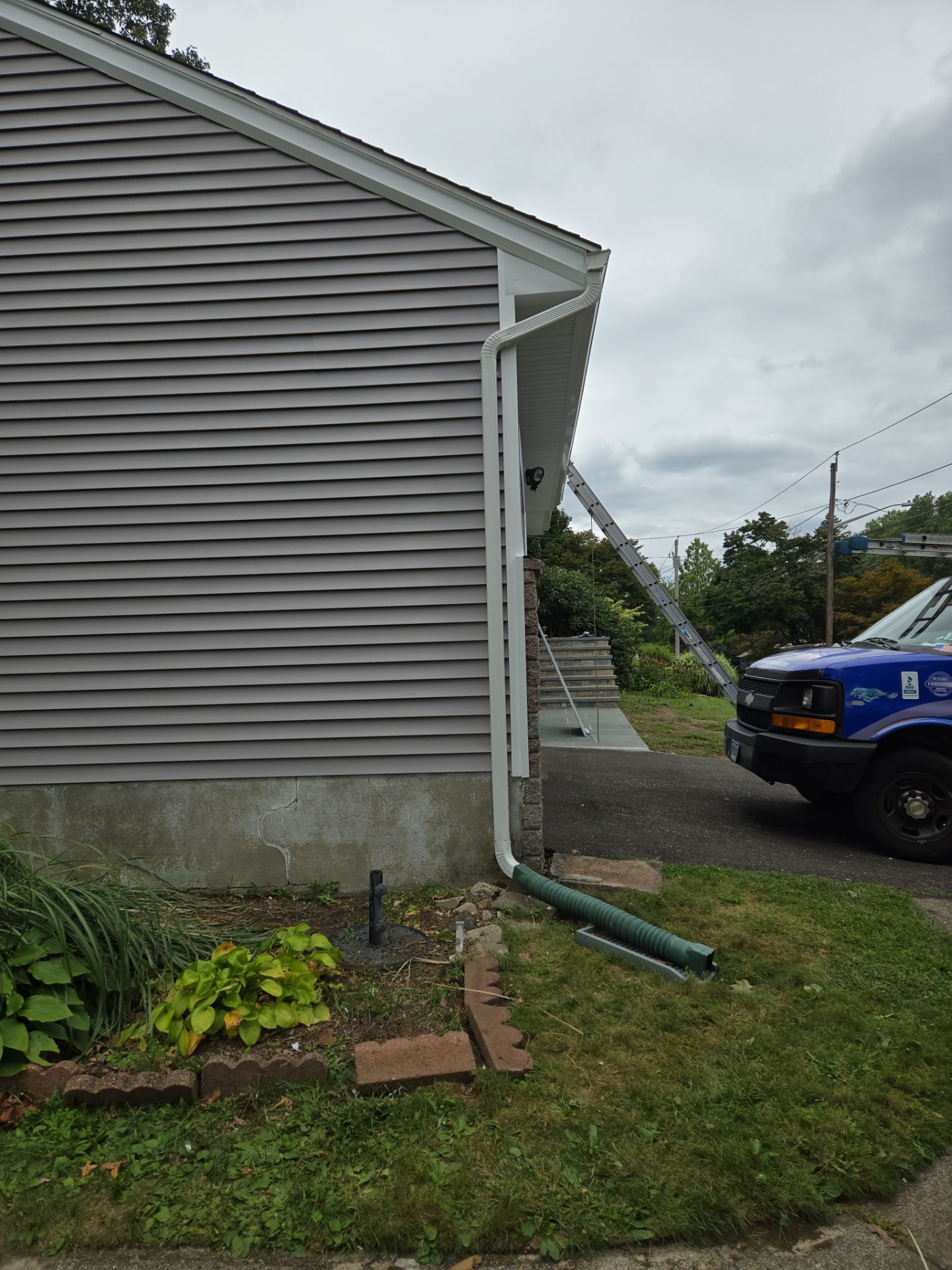 Siding Installation using CertainTeed Monogram Vinyl Siding - D4 - Granite Gray by A Plus Exterior