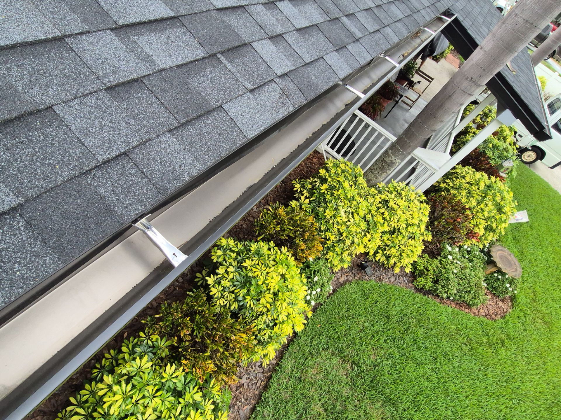 Project in St. Petersburg 33710 by Mitchell Roofing Company LLC 