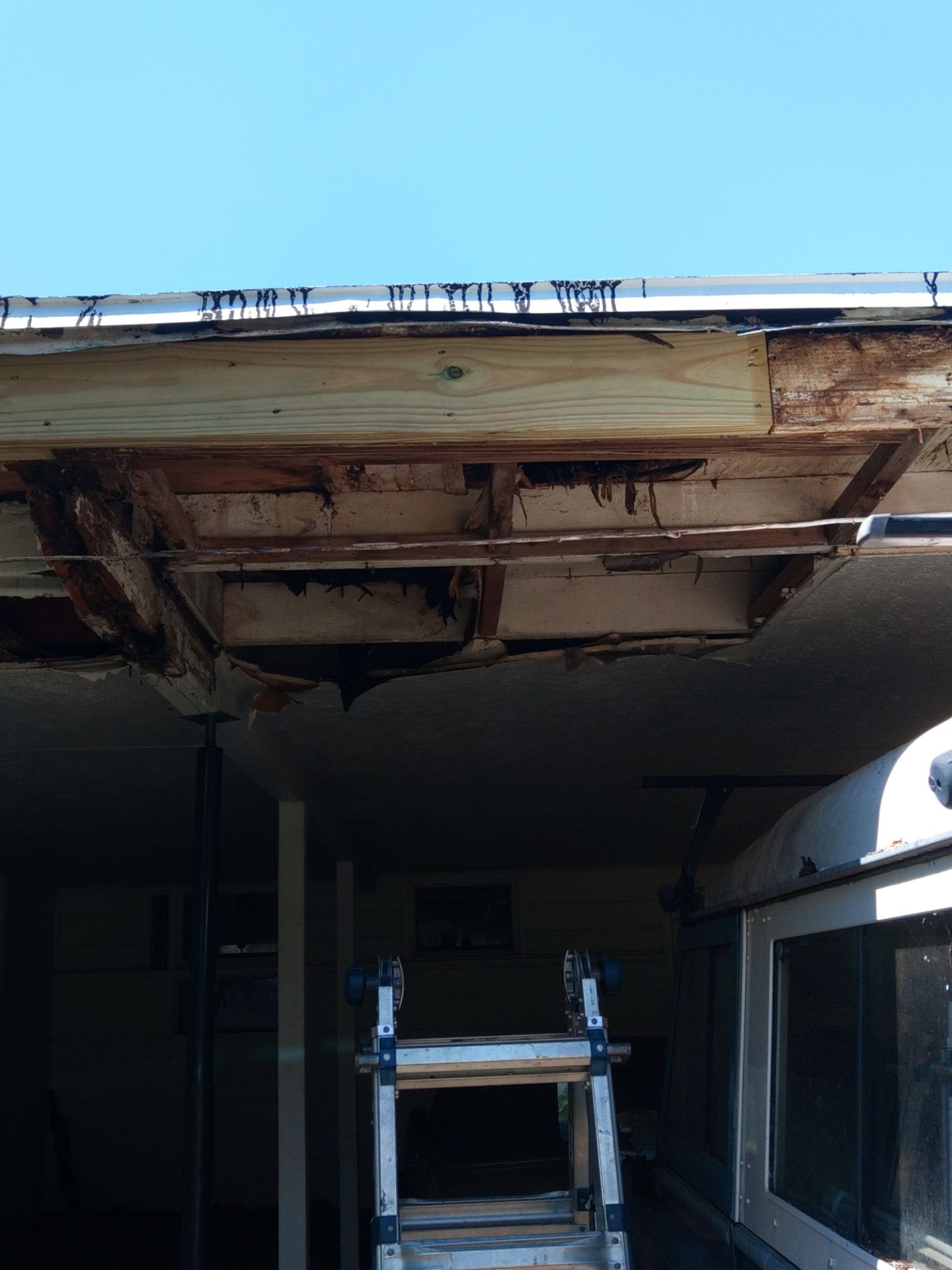 Gutter and Fascia Repair and Maintenance in Siesta Key FL by Gutter Professors