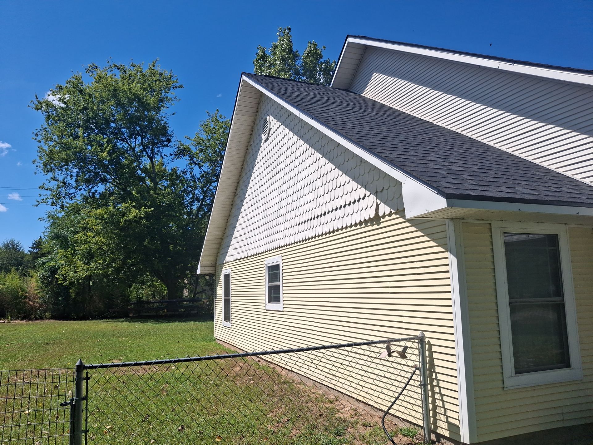 From Aged Yellow to Fresh Green in Frankston, Texas by Quality Coats Painting