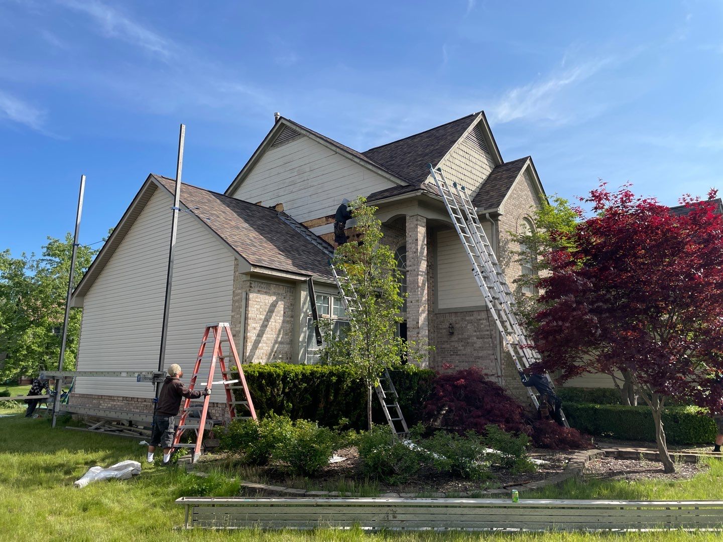 Siding Replacement using CertainTeed Restoration Classis D4 by 180 Contractors