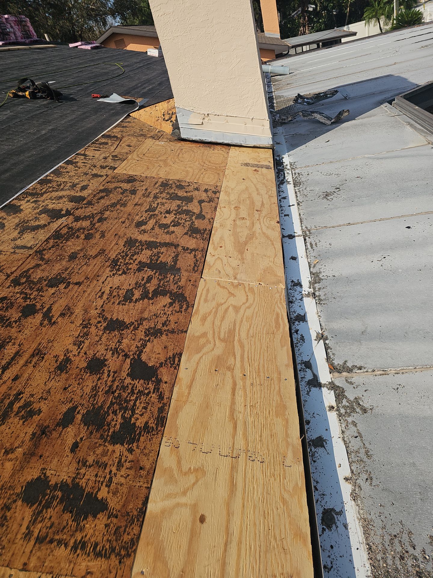 Project in Seminole 33772 by Mitchell Roofing Company LLC 