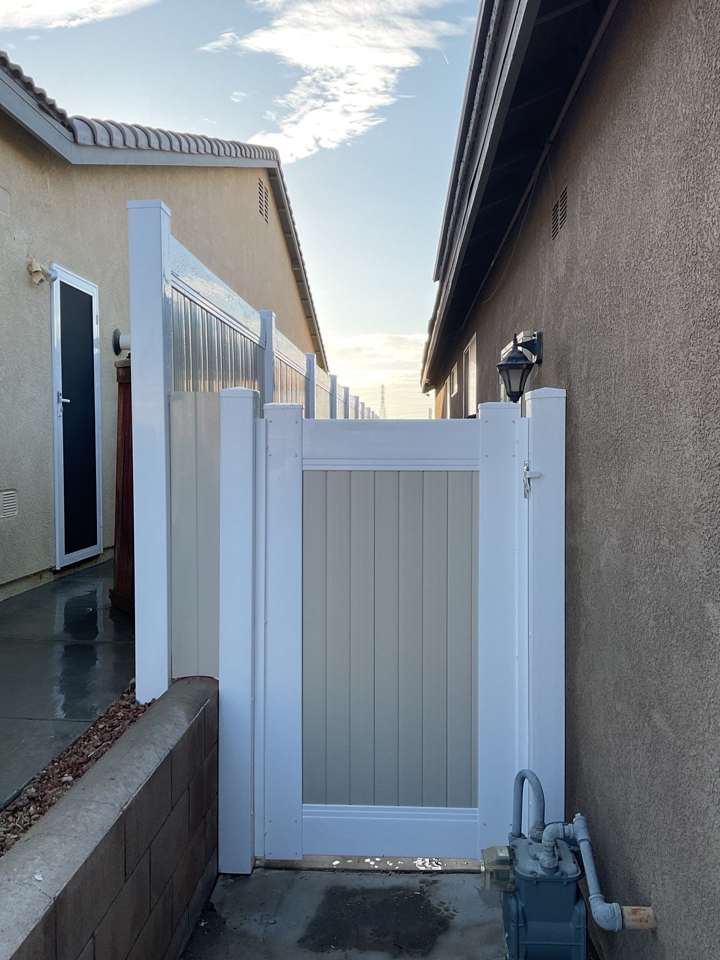 Fence Installation using Vinyl by Fence Guys Inc. 