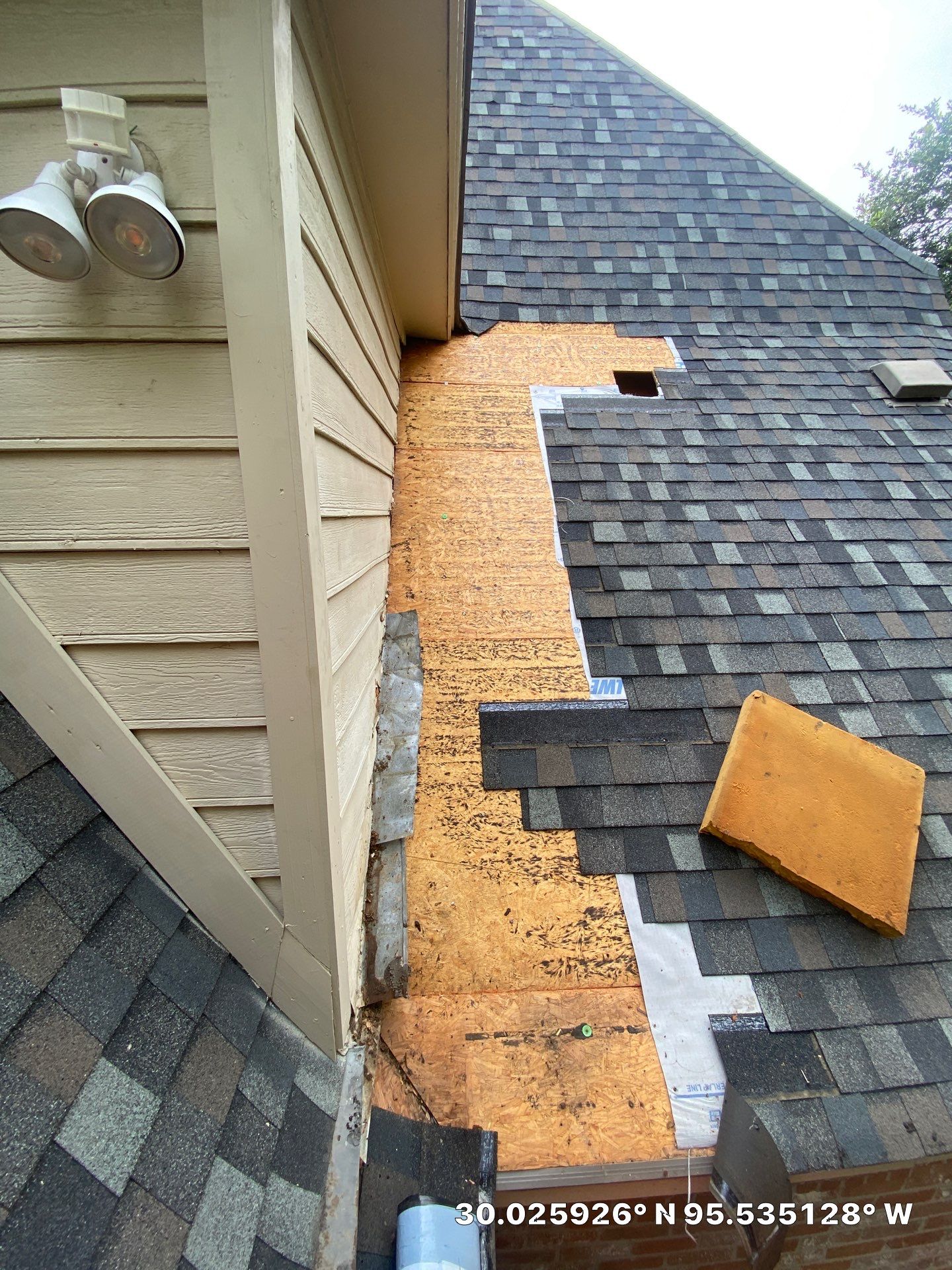 Roof Repair Spring by Roof Repair Company