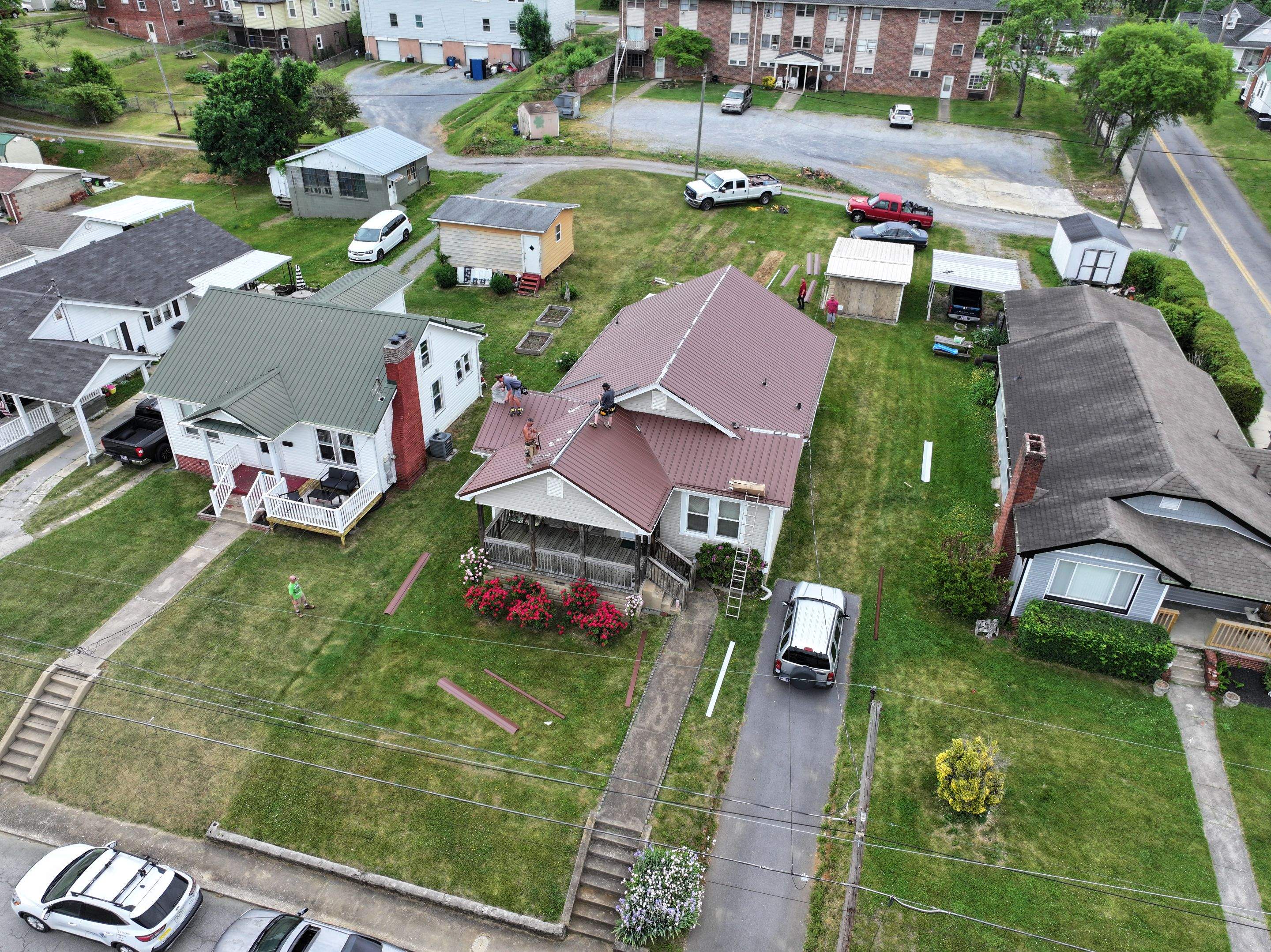 Tolbert Residence by Omnia Roofing