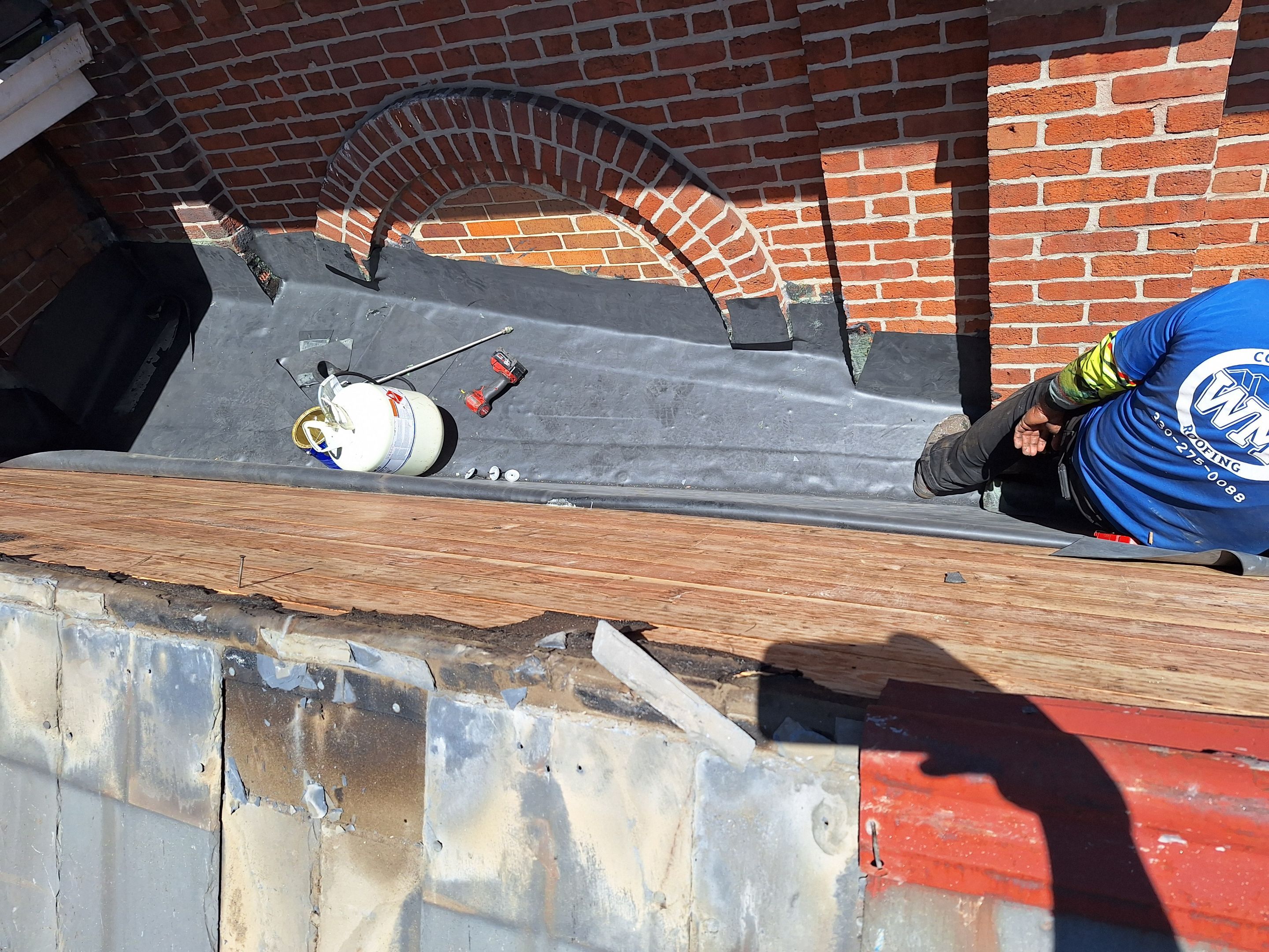 Commercial Roofing Installation using Duration Series Shingles - Estate Gray by RoofX 