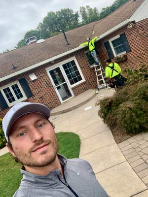 Gutter Installation using 6" Seamless Gutters