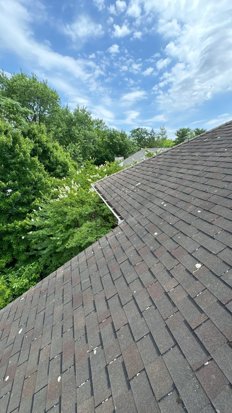 McLean: Residential Roof Installation with Landmark Pro Designer Shingles in Max Def Moire Black by RM Banning, Inc.