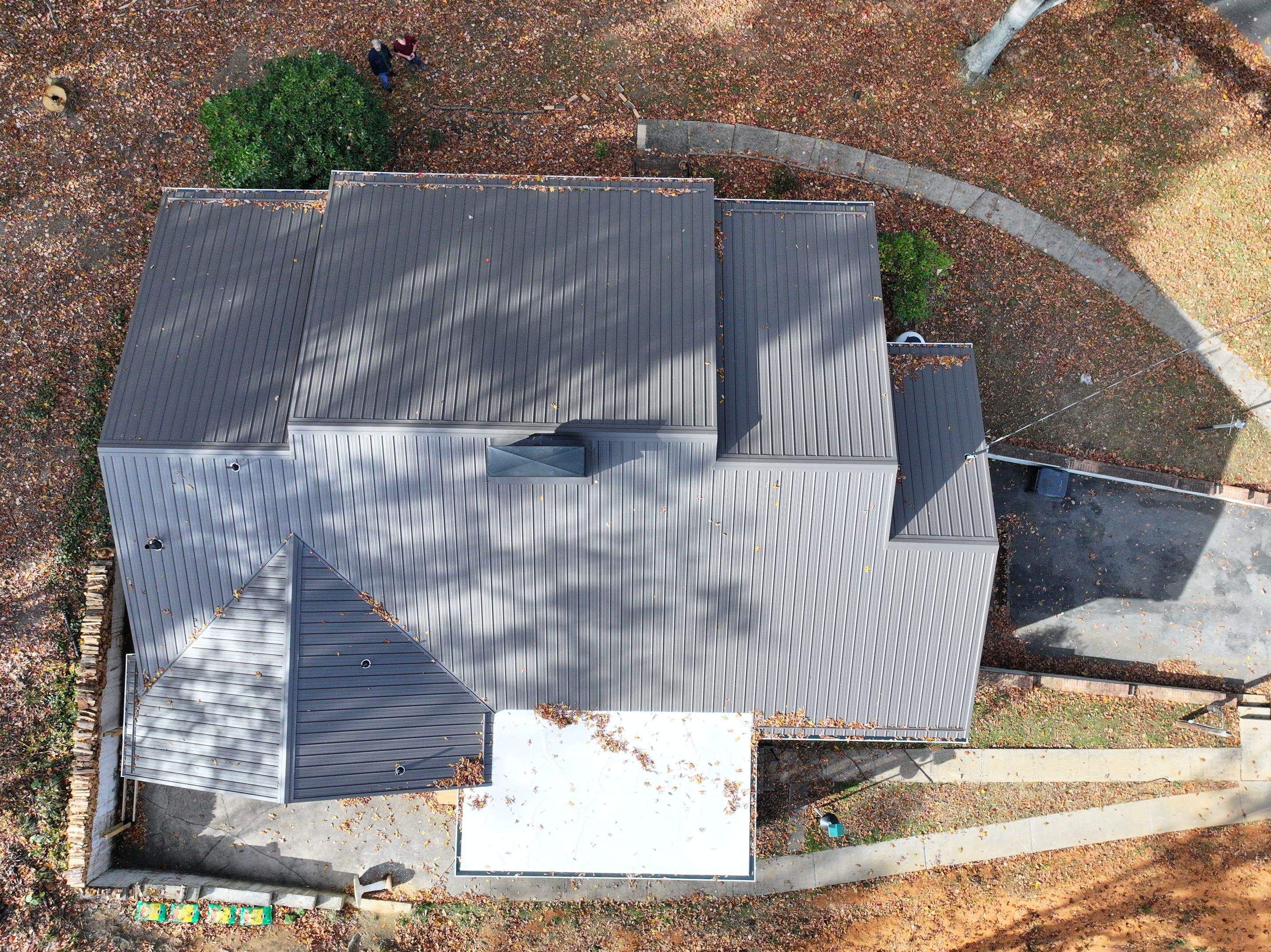 Jones Residence by Omnia Roofing