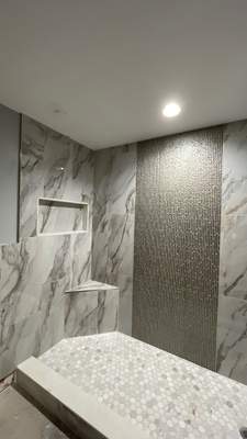 Stunning shower with Rain Glass