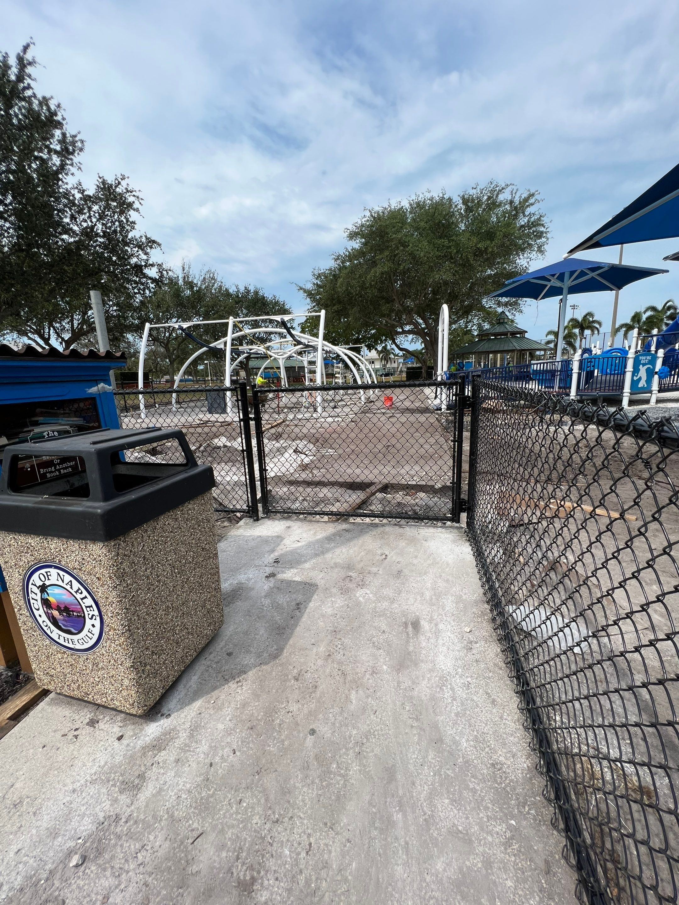 Vinyl Coated Chain-link fence for the City of Naples around Fleischmann Park Playground.  by Asap fence and gates, LLC