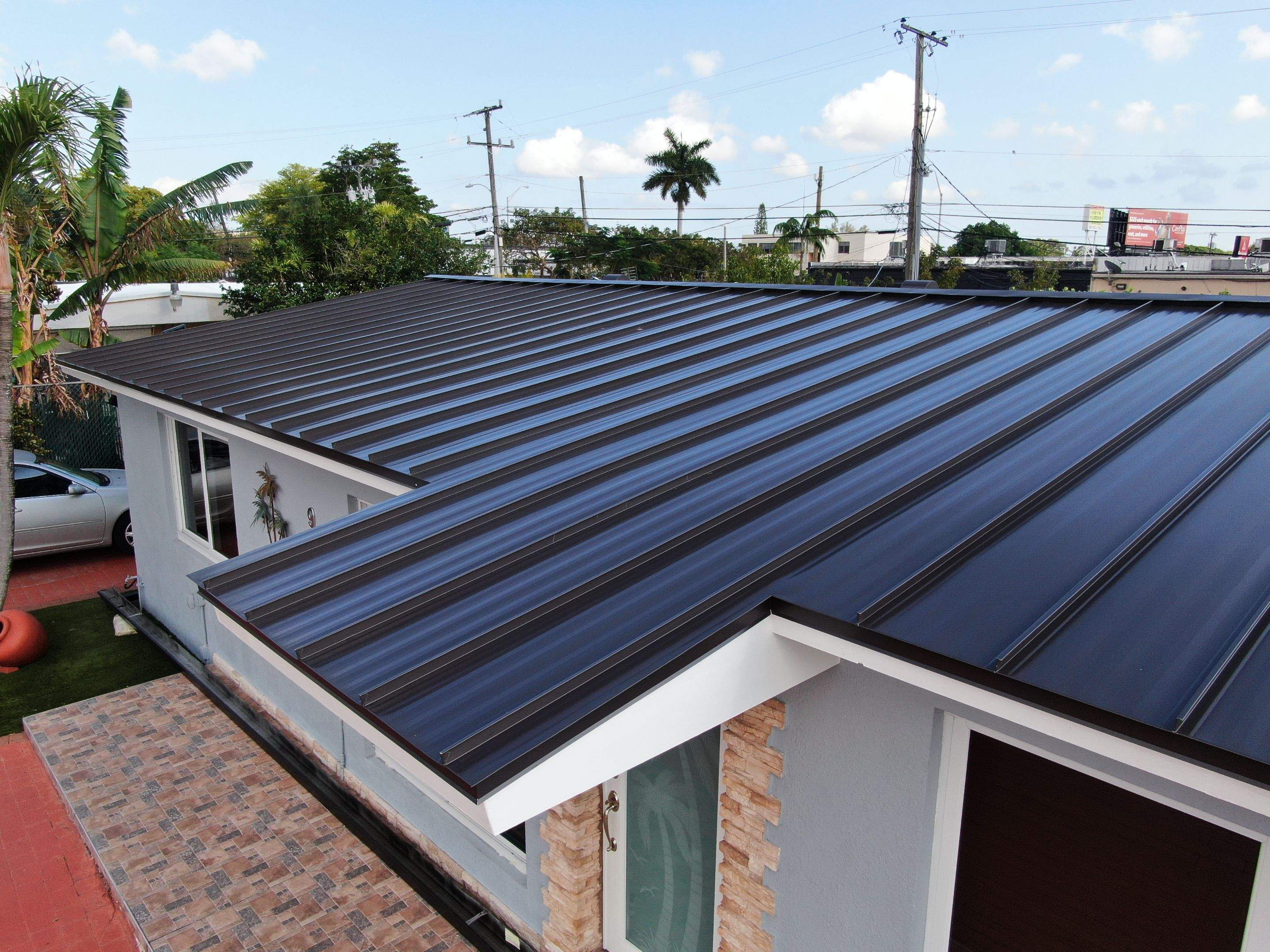 Metal Roof - Galvalume - Dark Bronze by Istueta Roofing