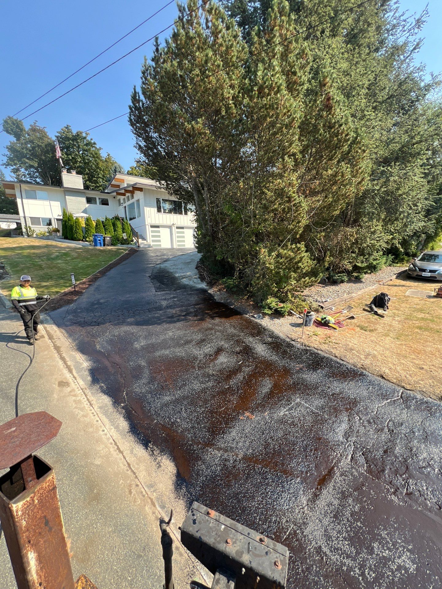 Sealcoat Driveway Repair | Everett  by Jireh Asphalt & Concrete Inc 
