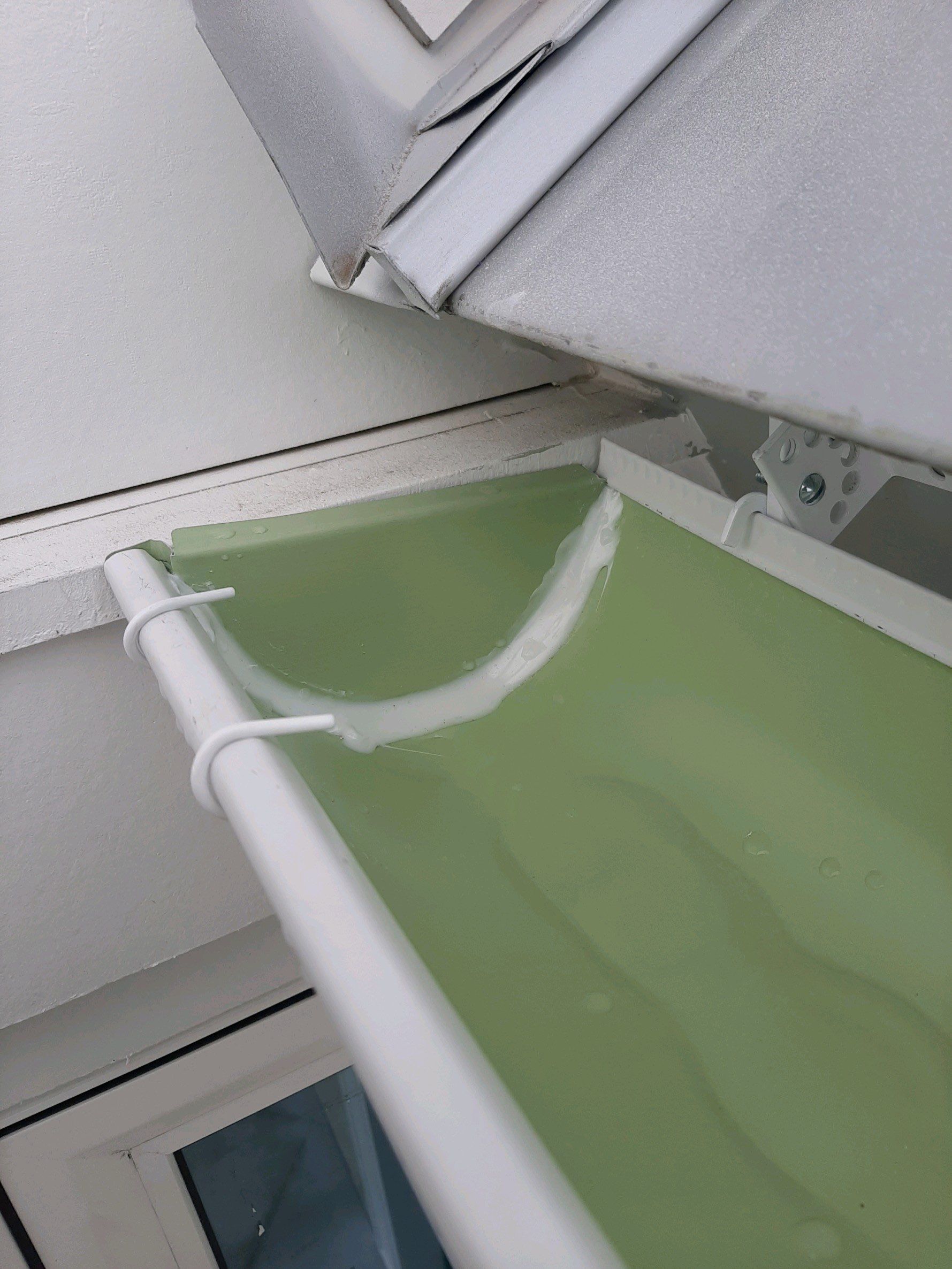 Gutter Installation Using 6 Inch Seamless Aluminum Gutters by Gutter Professors