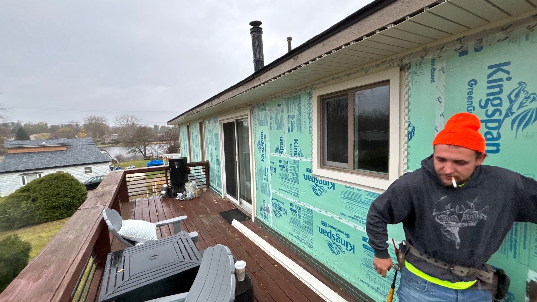 Siding Replacement using Alside Charter Oak D4.5" by 180 Contractors