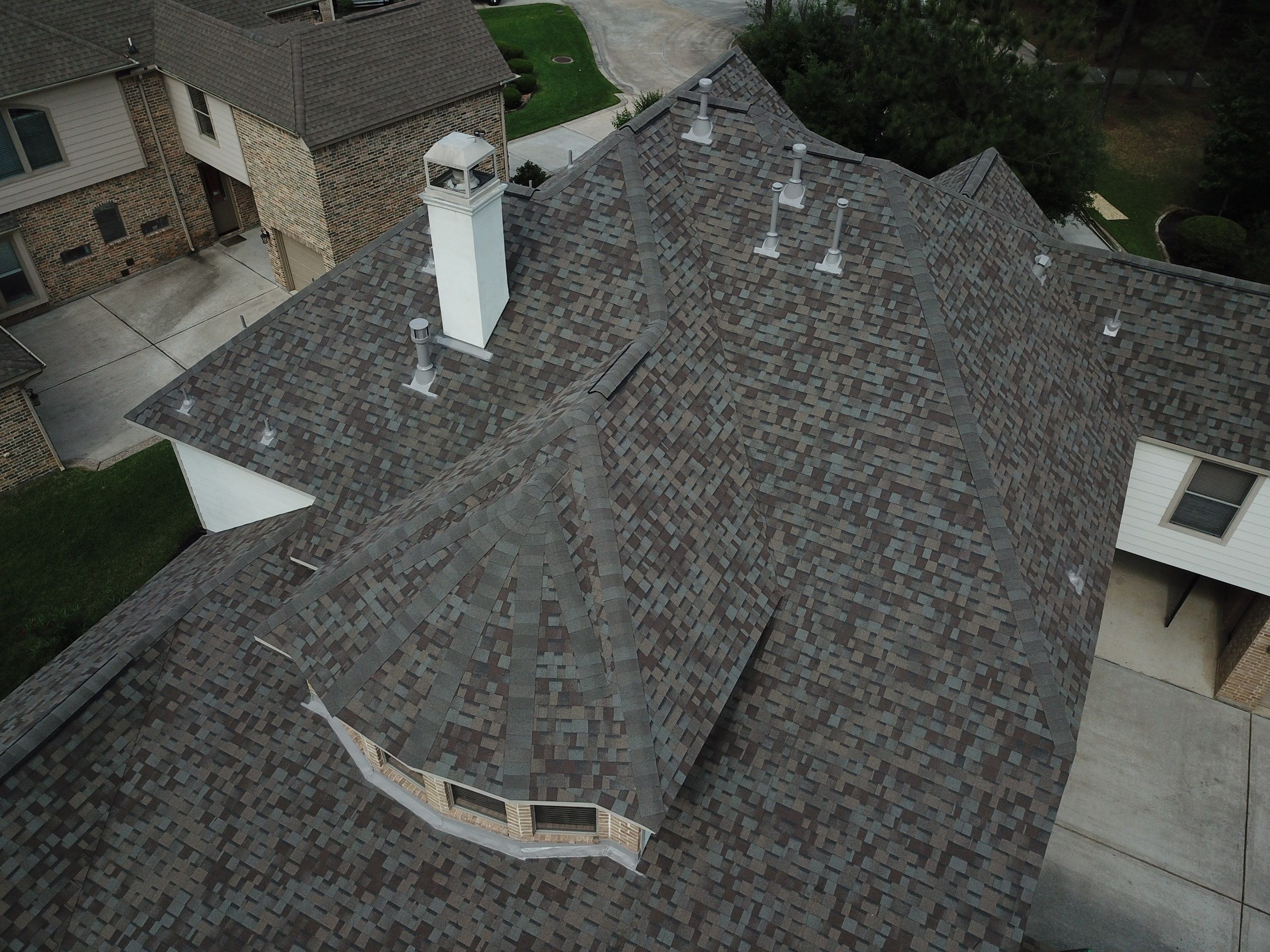 OC Duration Driftwood by HHH Roofing & Construction