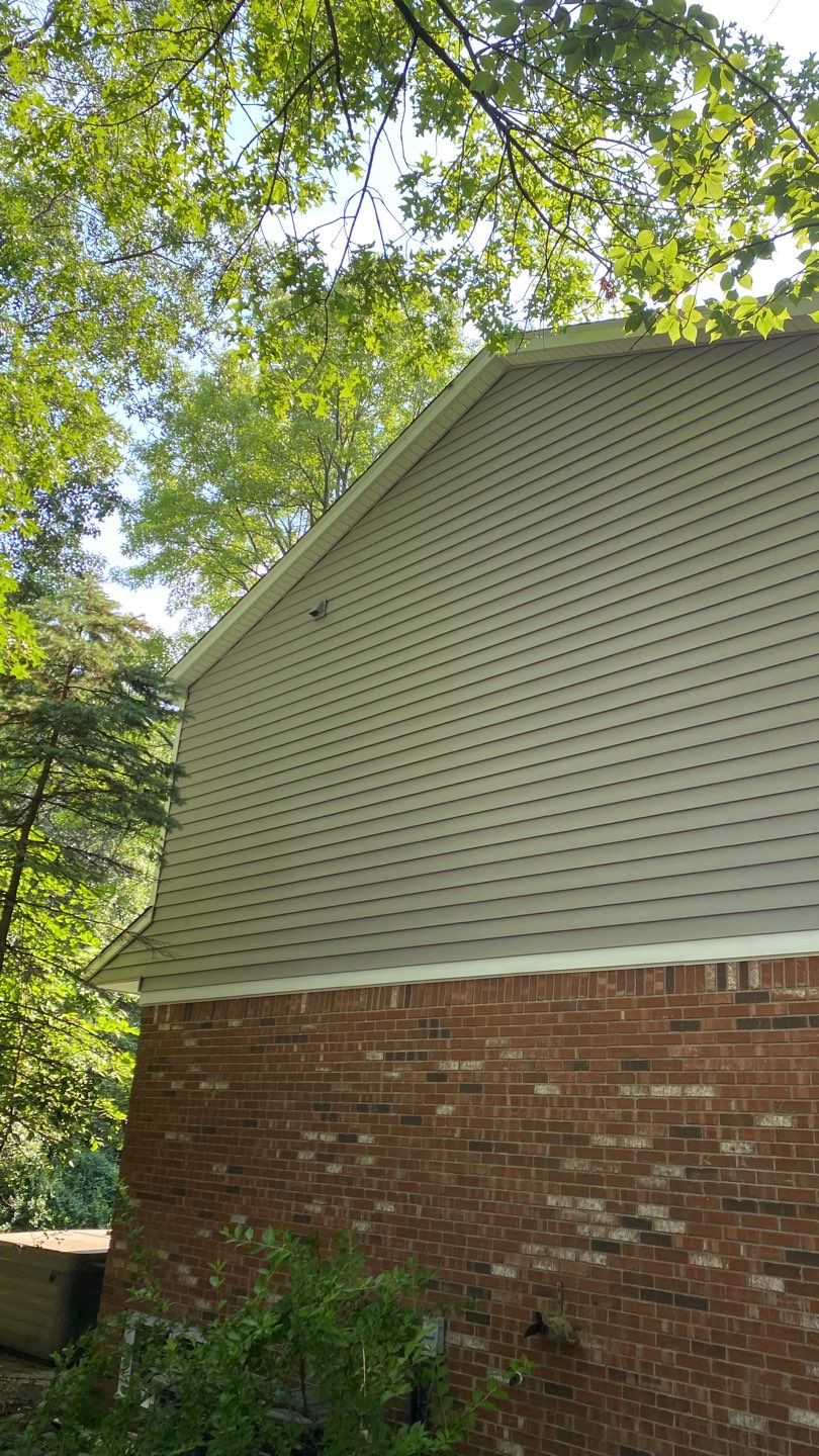 Siding Replacement using CertainTeed Landmark by 180 Contractors