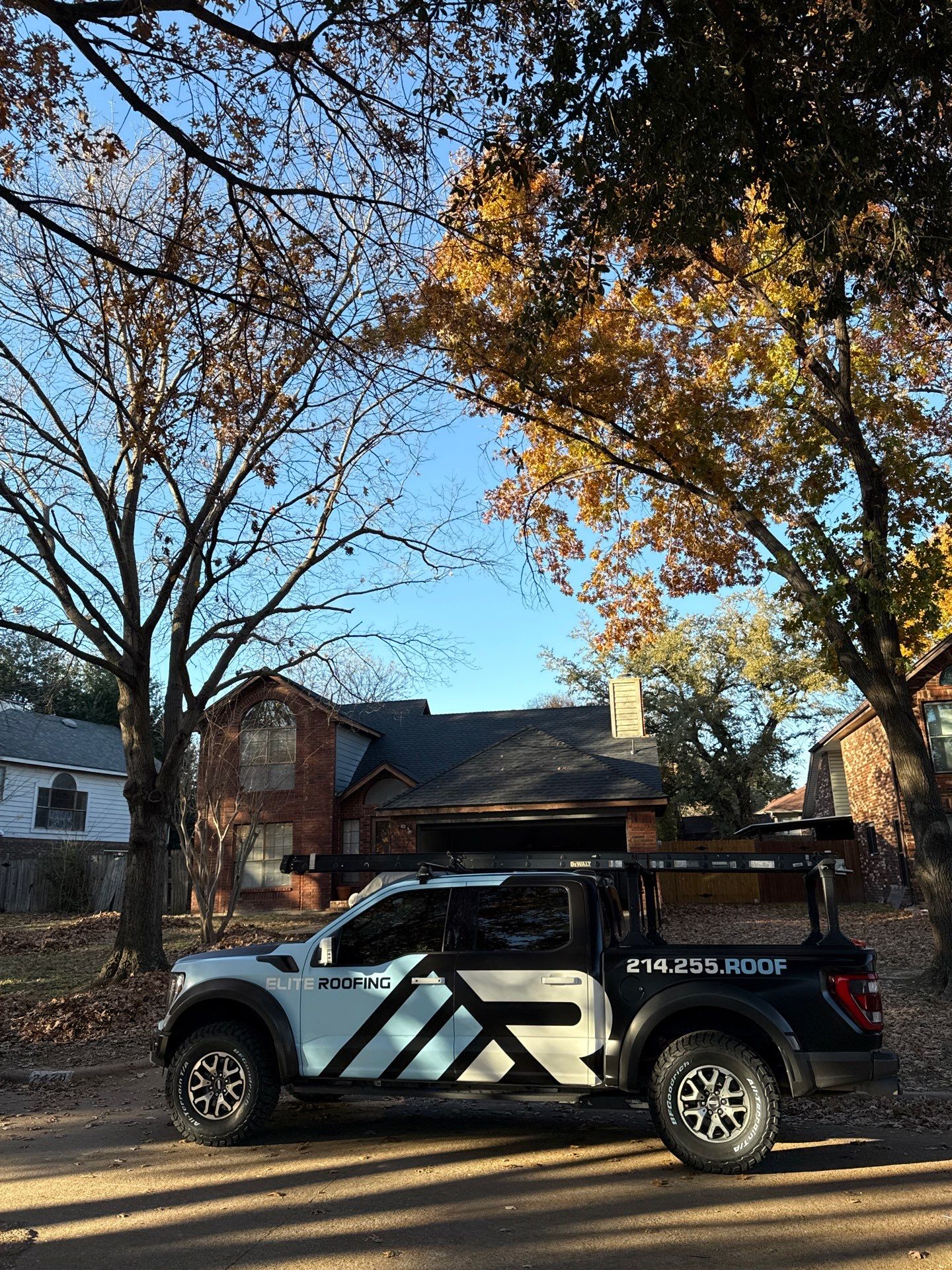 GAF Natural Shadow - Charcoal by Elite Roofing LLC