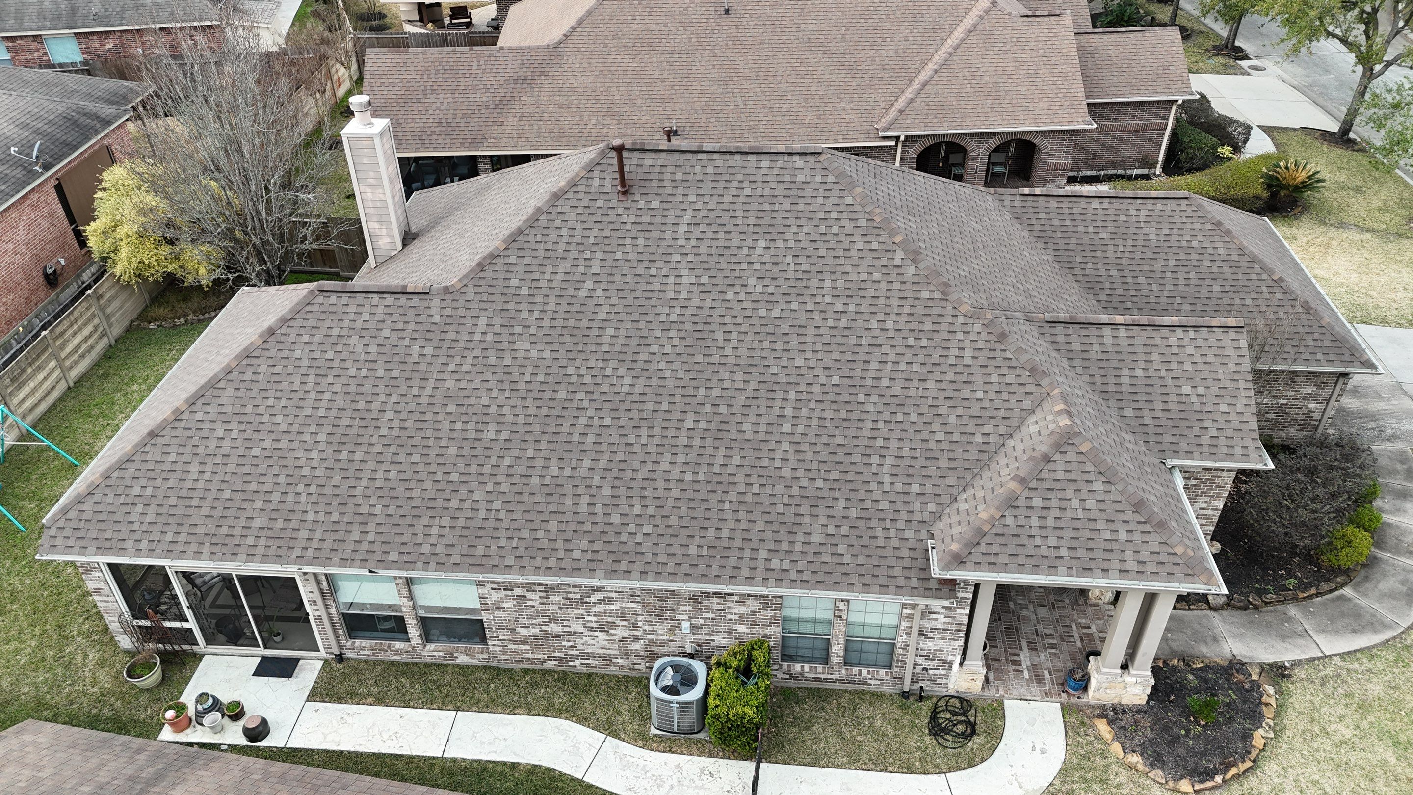 Kingwood Roof Installation using Atlas Pinnacle Pristine by Modern BYLT Roofing & Construction