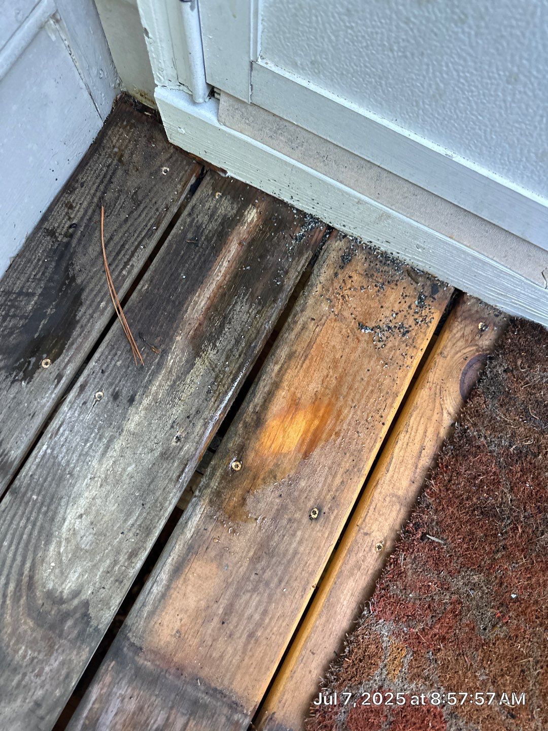 Wood Deck using Wood Sealant by DuraSeal