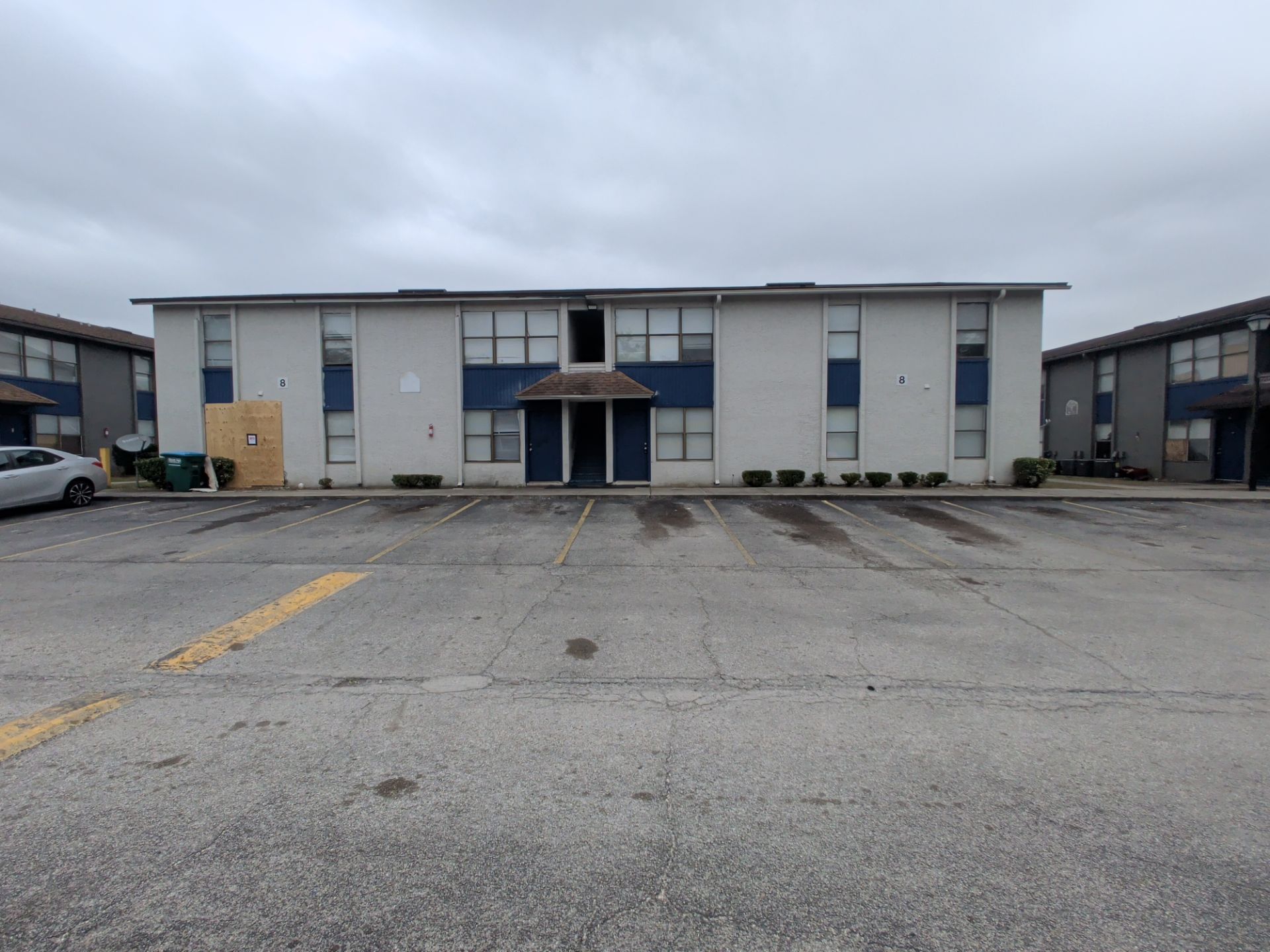 Commercial Landscape Cleanup & Weekly Maintenance — Grassy Pond Apartments by Harmoni Home Services