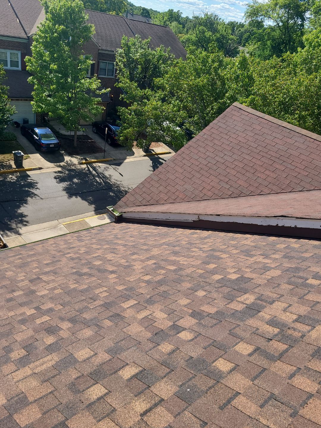 Alexandria: Roof Replacement with CertainTeed Landmark Pro in Max Def Burnt Sienna by RM Banning, Inc.