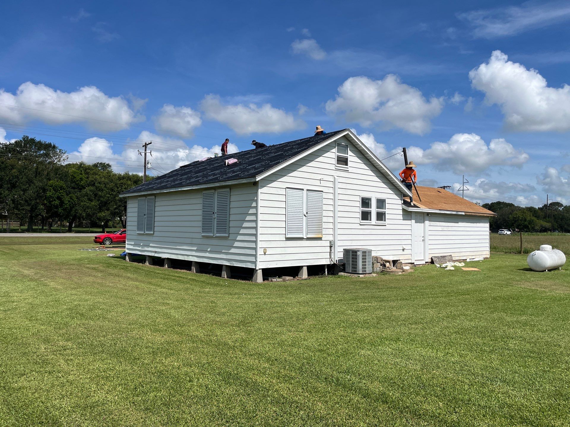 Residential Roofing Installation using Owen's Corning Duration (Lifetime) Shingles by Roof Repair Company