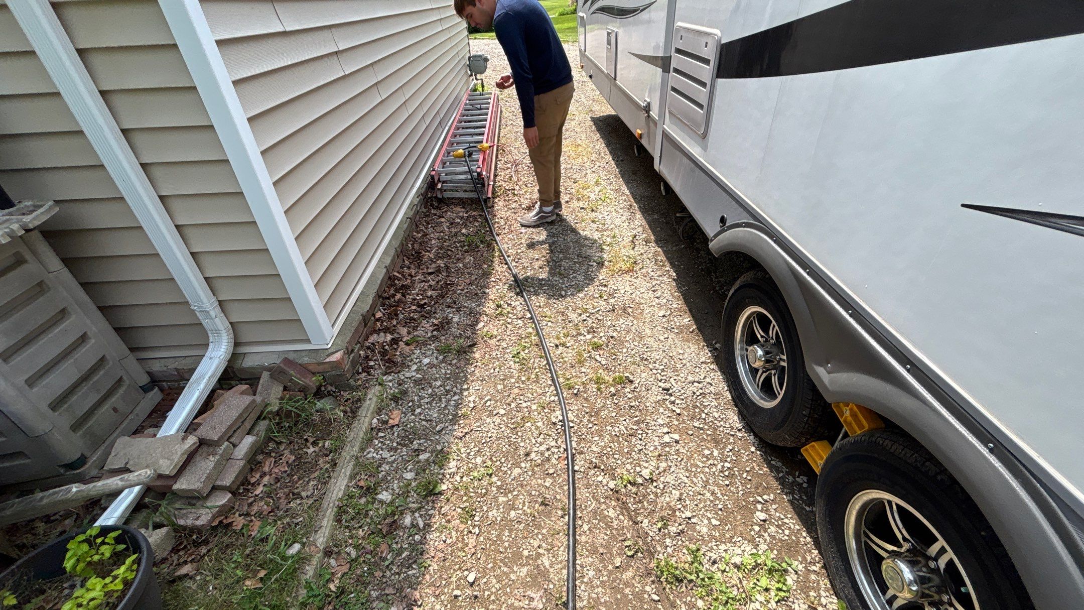 Siding Replacement using Alside Charter Oak D4.5" Vintage Wicker by 180 Contractors