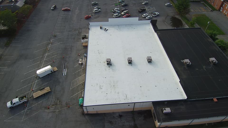 Project by Commercial Roofing Pros  by Commercial Roofing Pros 