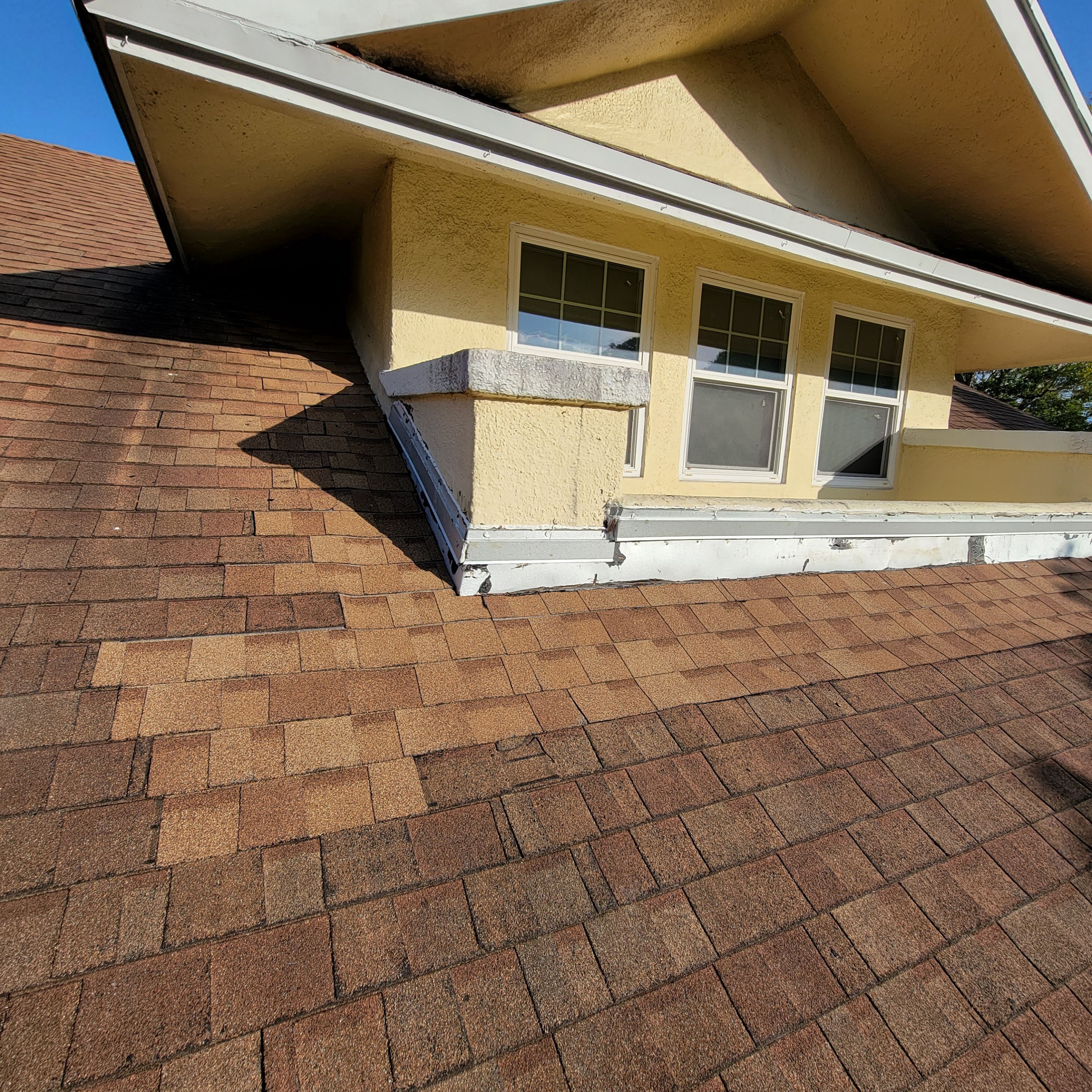 NE 5th Ave, Pompano Beach, FL by G&J Roofing 