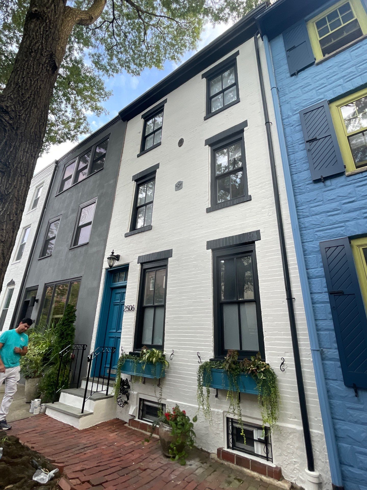Exterior Refresh in Rittenhouse  by Groovy Hues