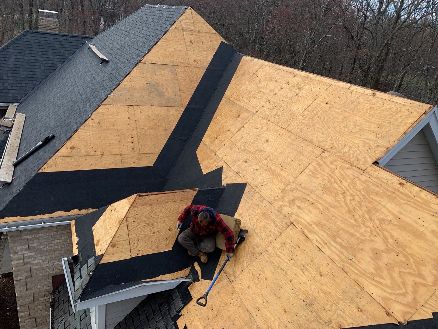 Residential Roofing Installation using Owens Corning TruDefinition Onyx Black by A Plus Exterior