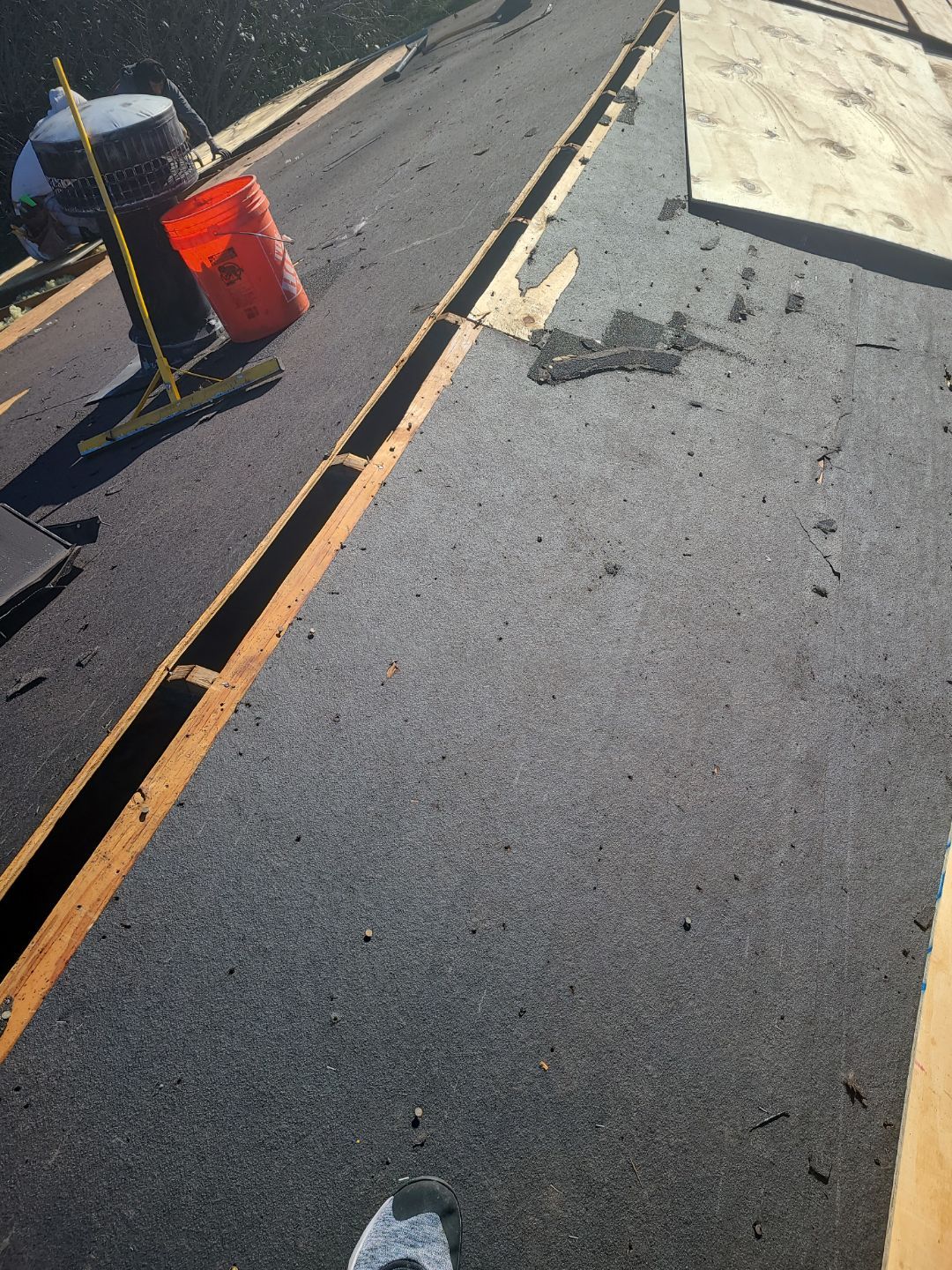 Springfield CertainTeed Landmark Pro Roof in Max Def Pewter by RM Banning, Inc.