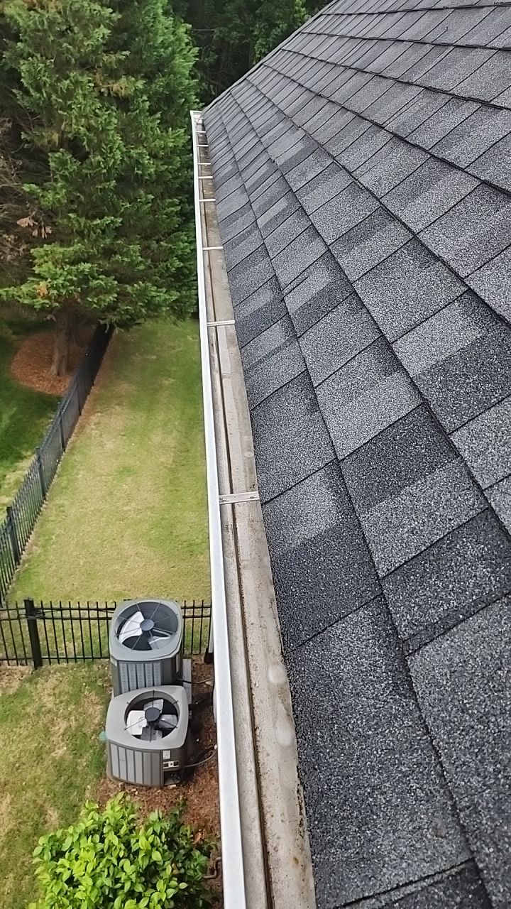 House Wash using cleaner by Power Wash Masters LLC