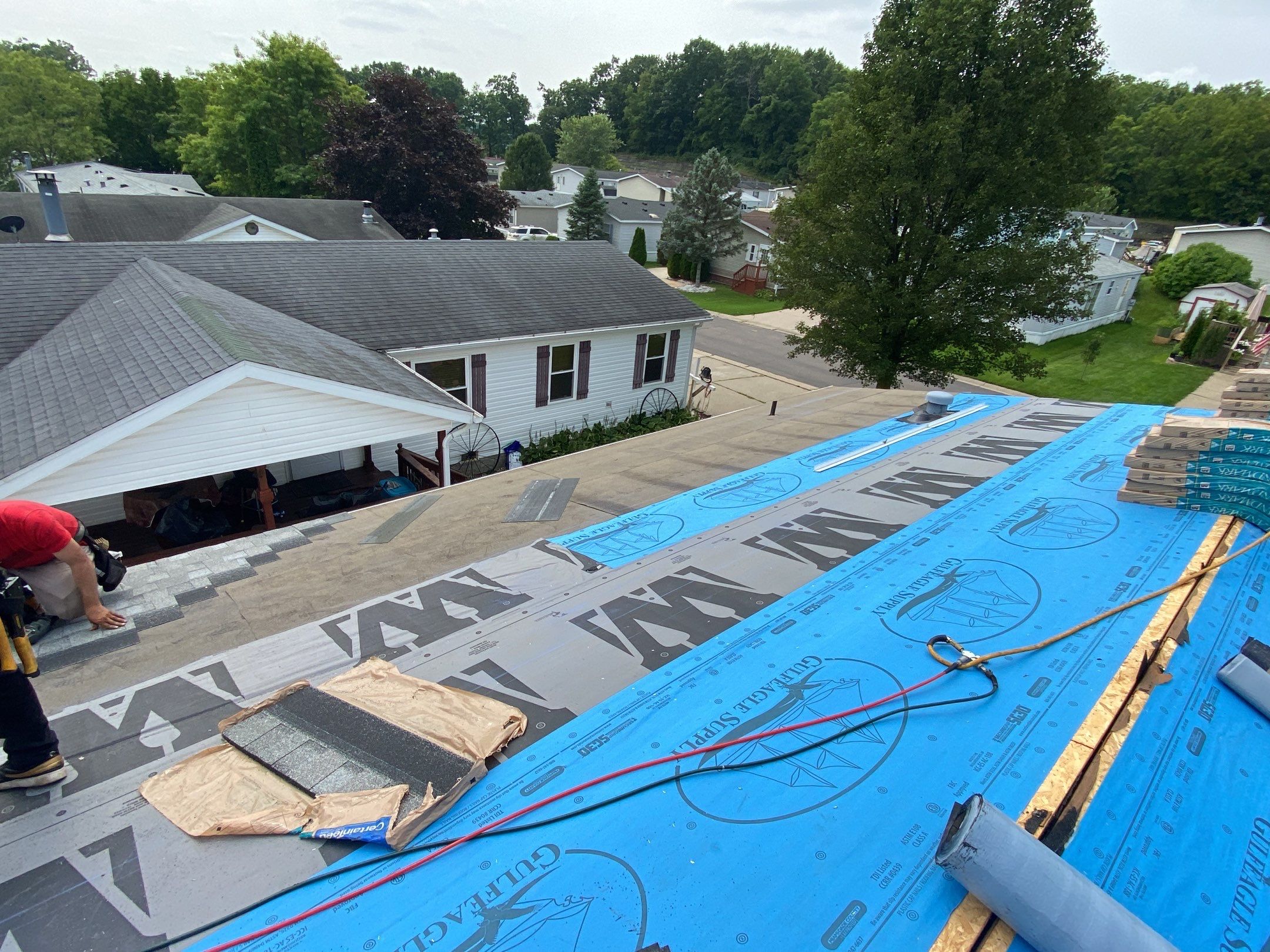 Roof Replacement using CertainTeed Landmark by 180 Contractors