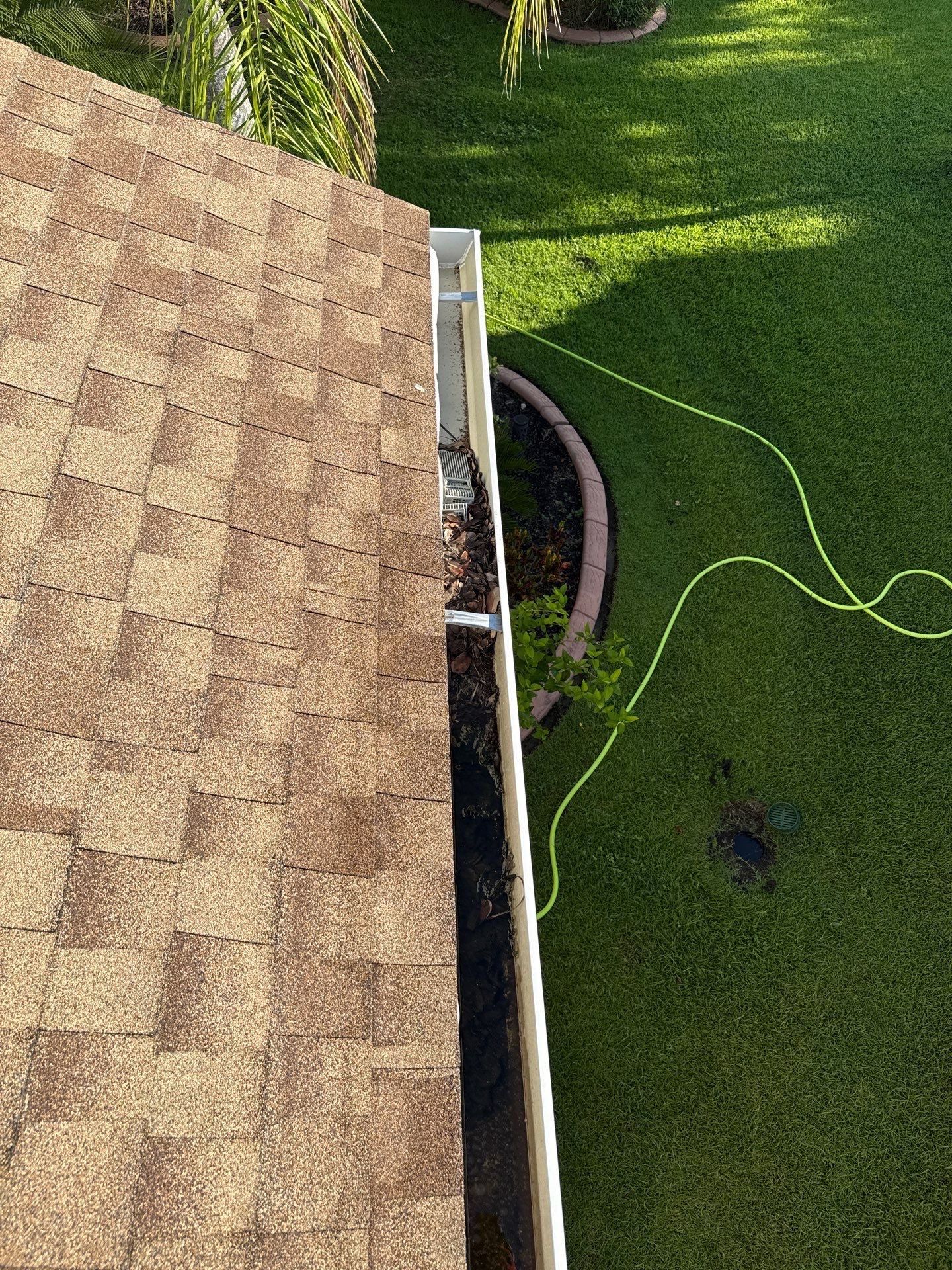 Gutter Cleaning Project – Oakley Place Community, Ellenton, FL by Sunshine AquaWash